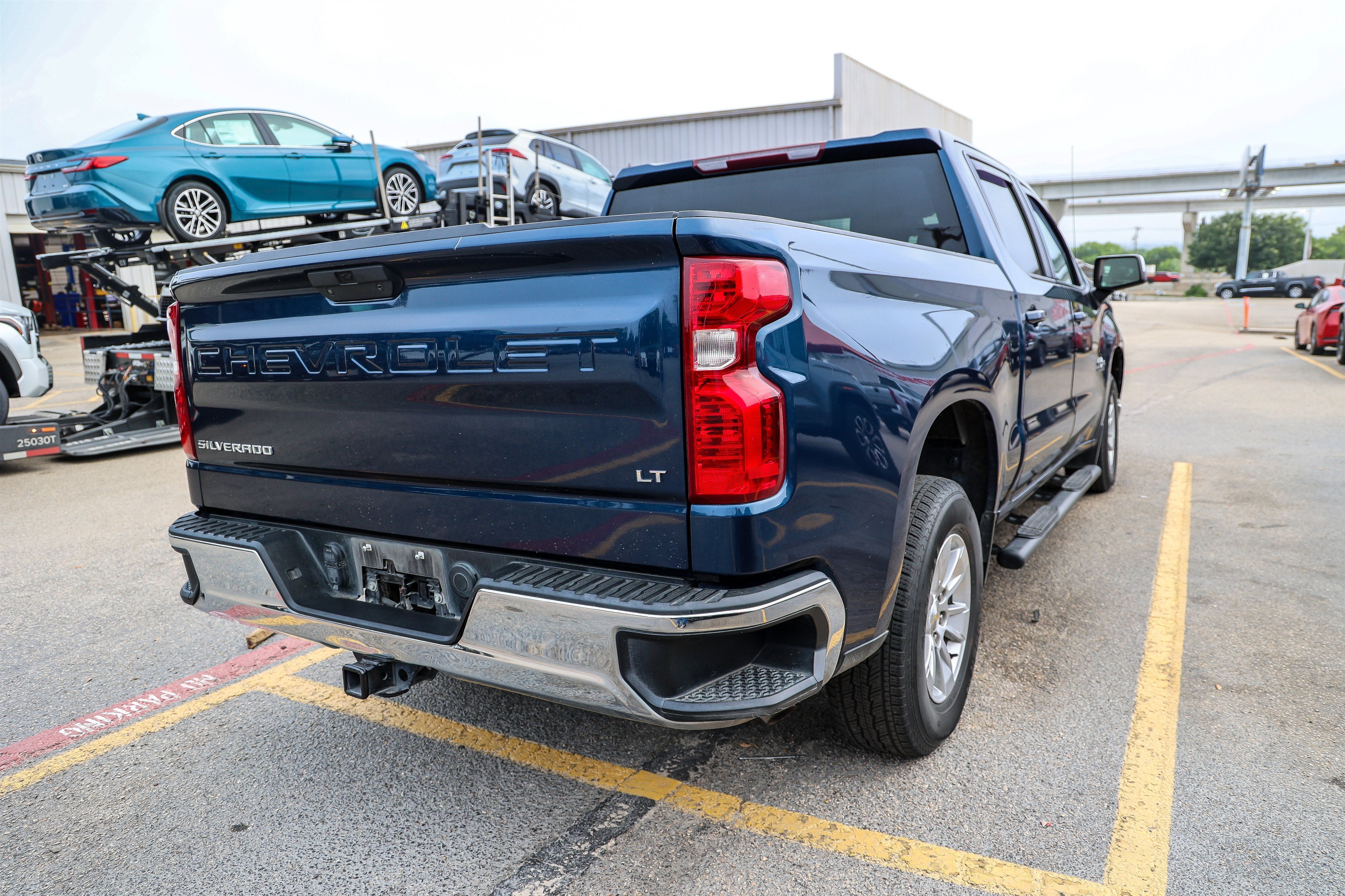 2021 Chevrolet Silverado LT