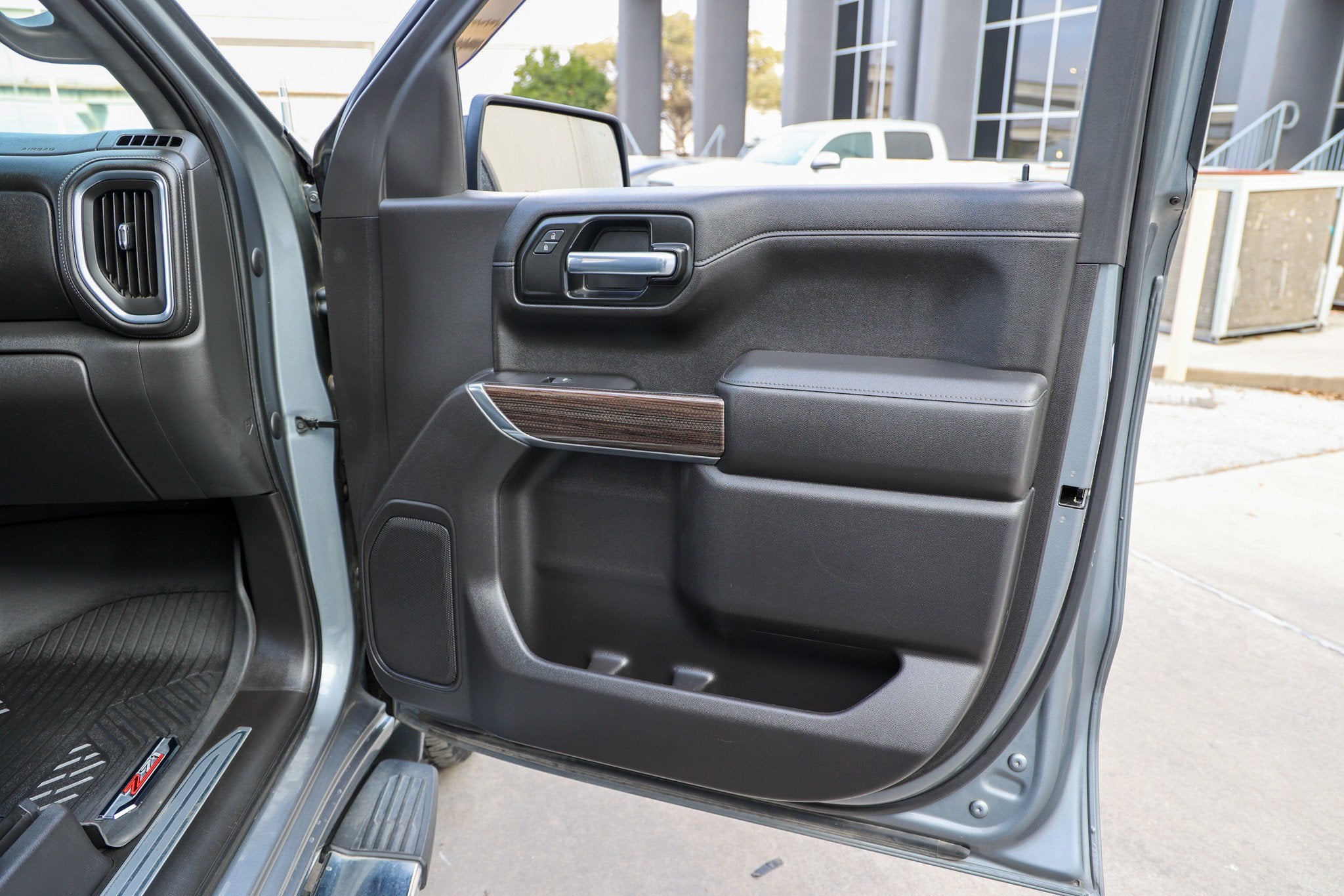 2021 Chevrolet Silverado LT