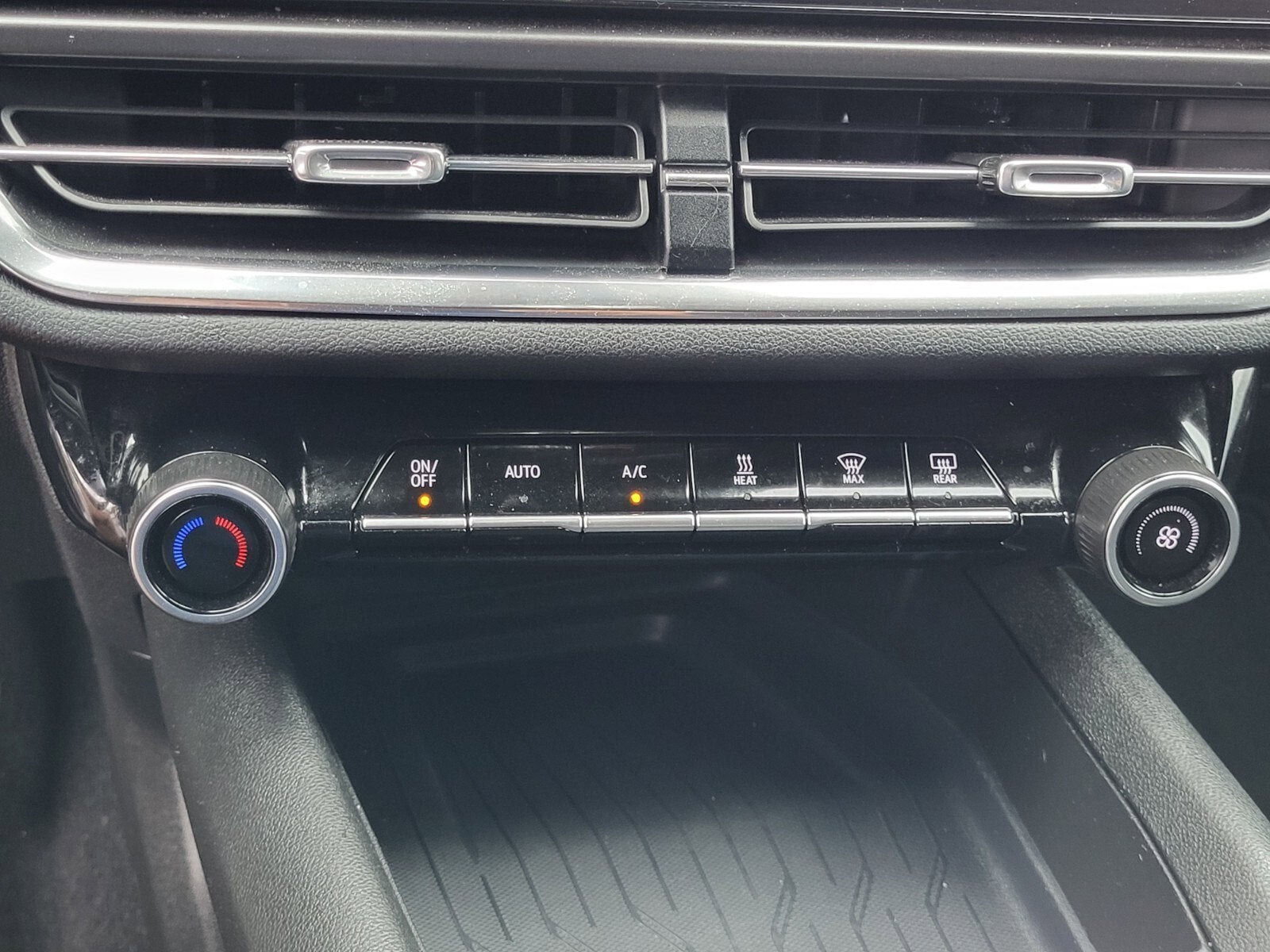2025 Chevrolet Equinox LT1 w/PCY