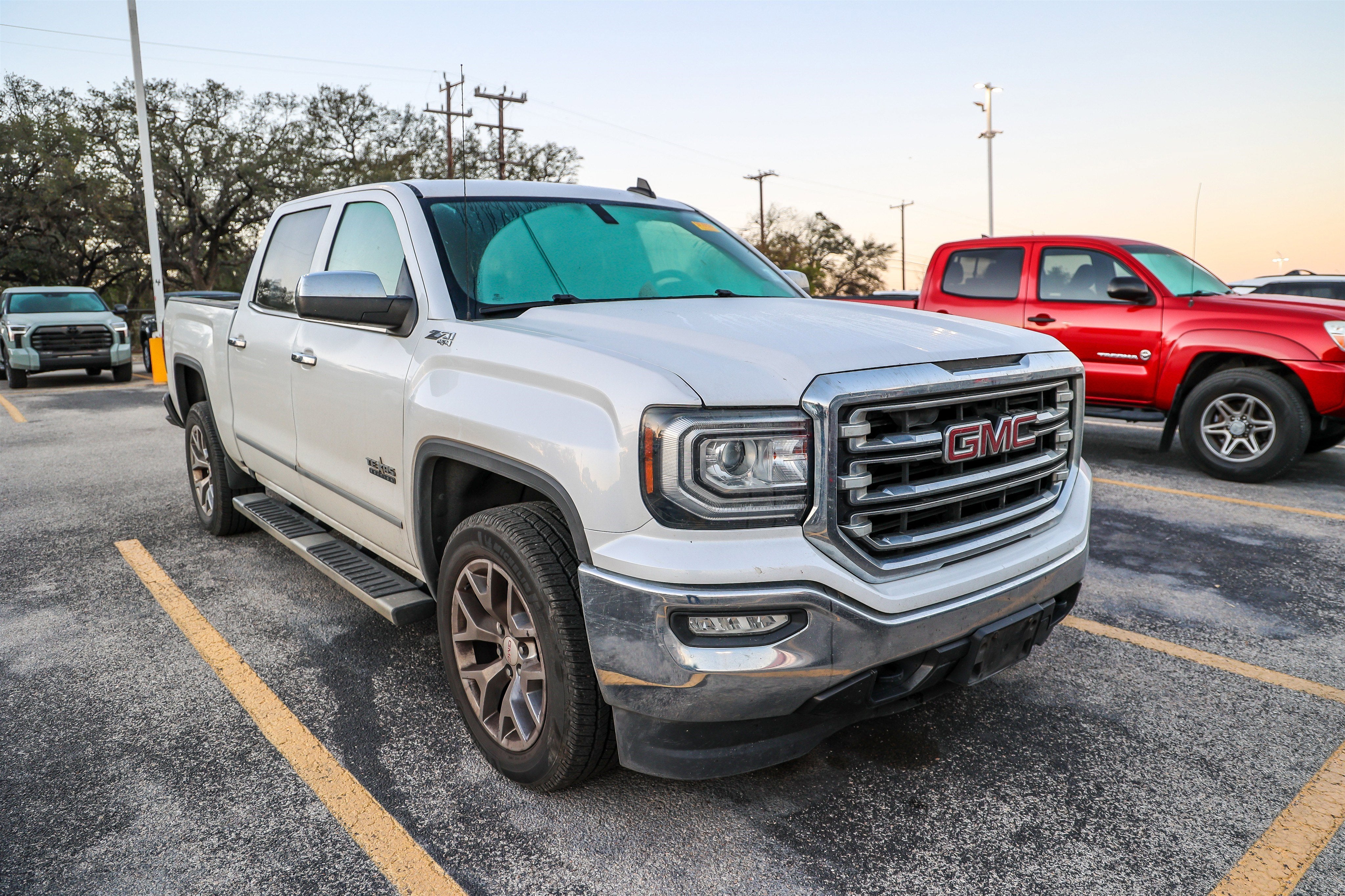 2018 GMC Sierra SLT