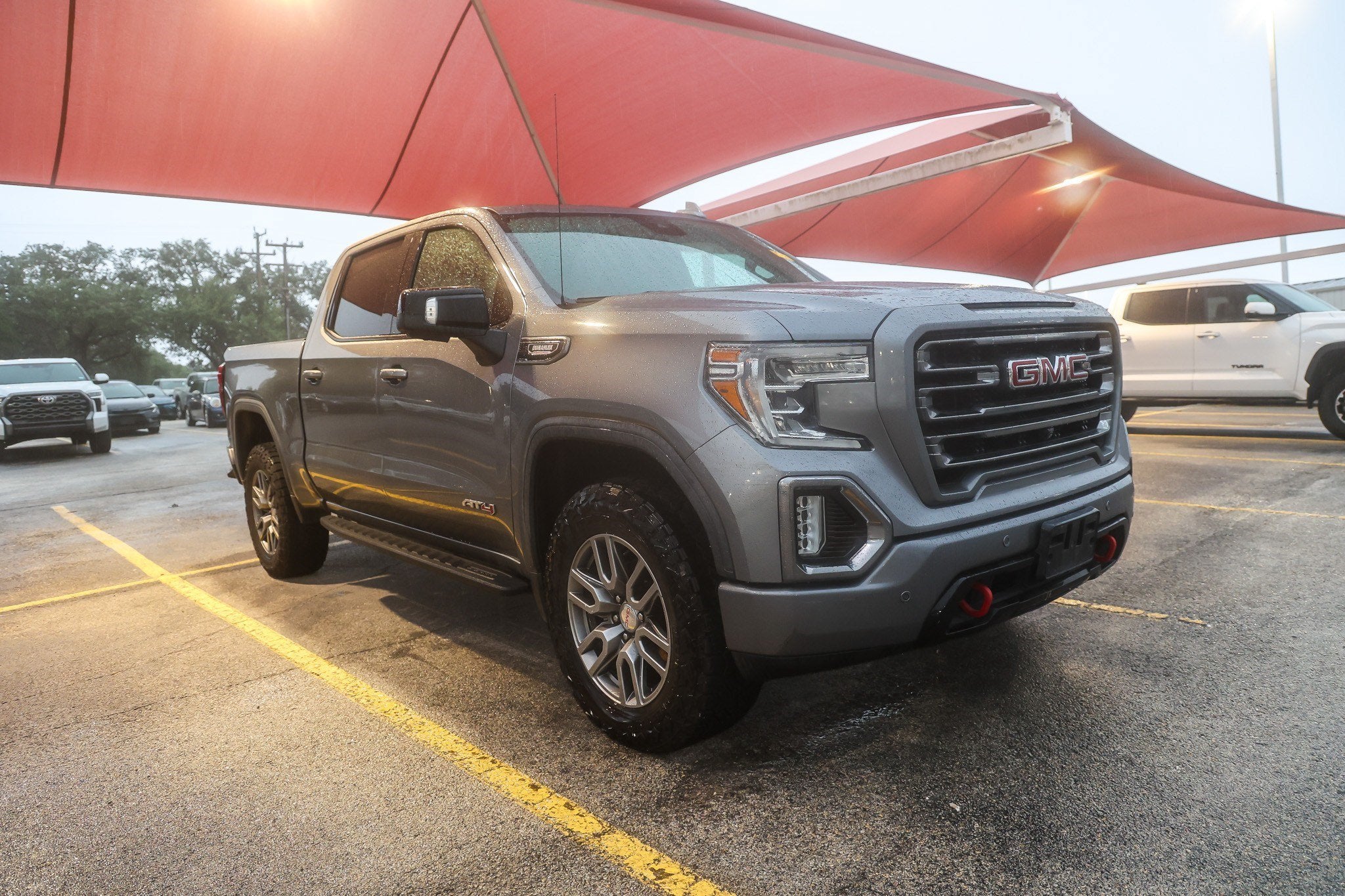 2021 GMC Sierra AT4