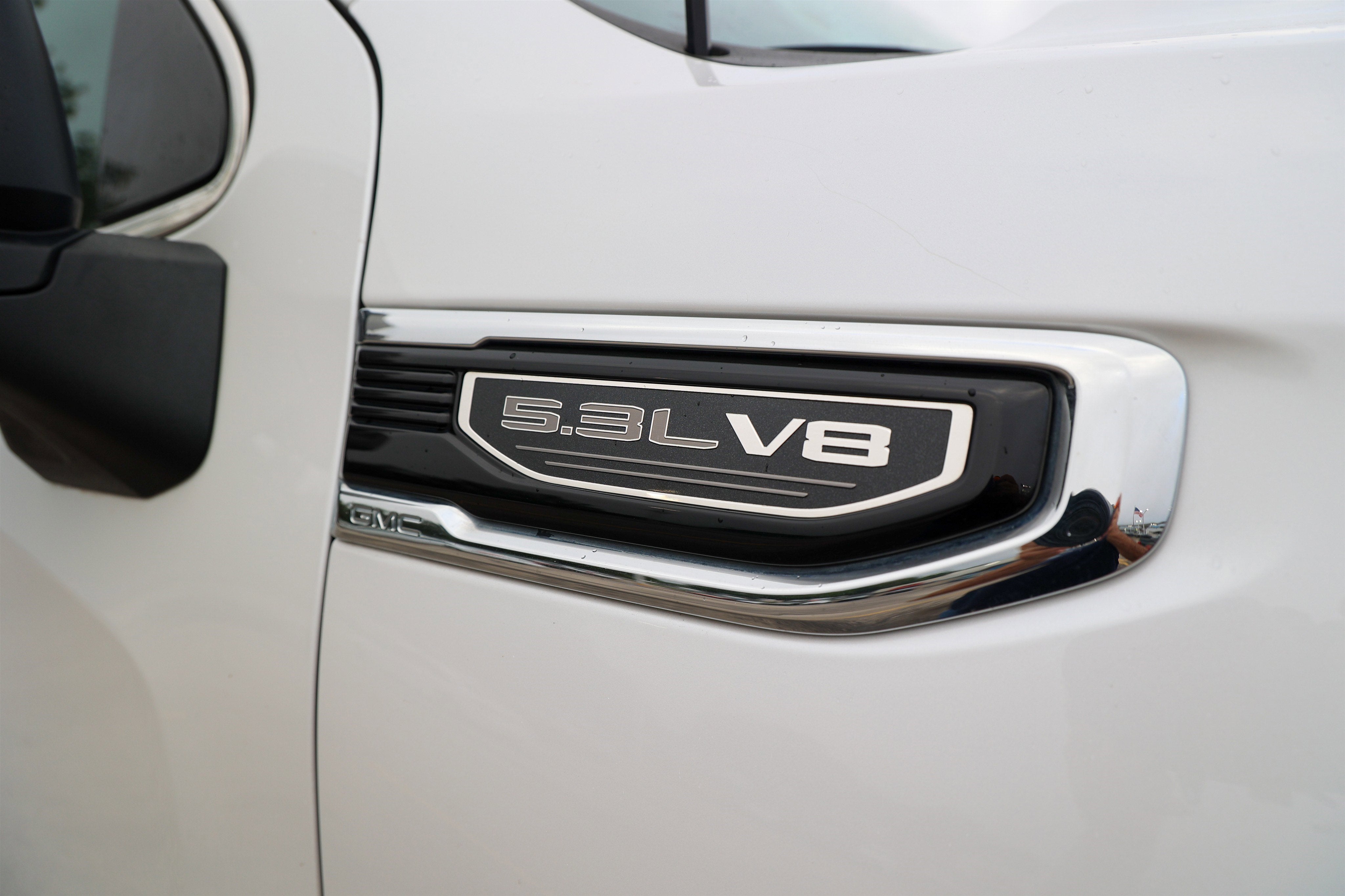 2024 GMC Sierra SLT
