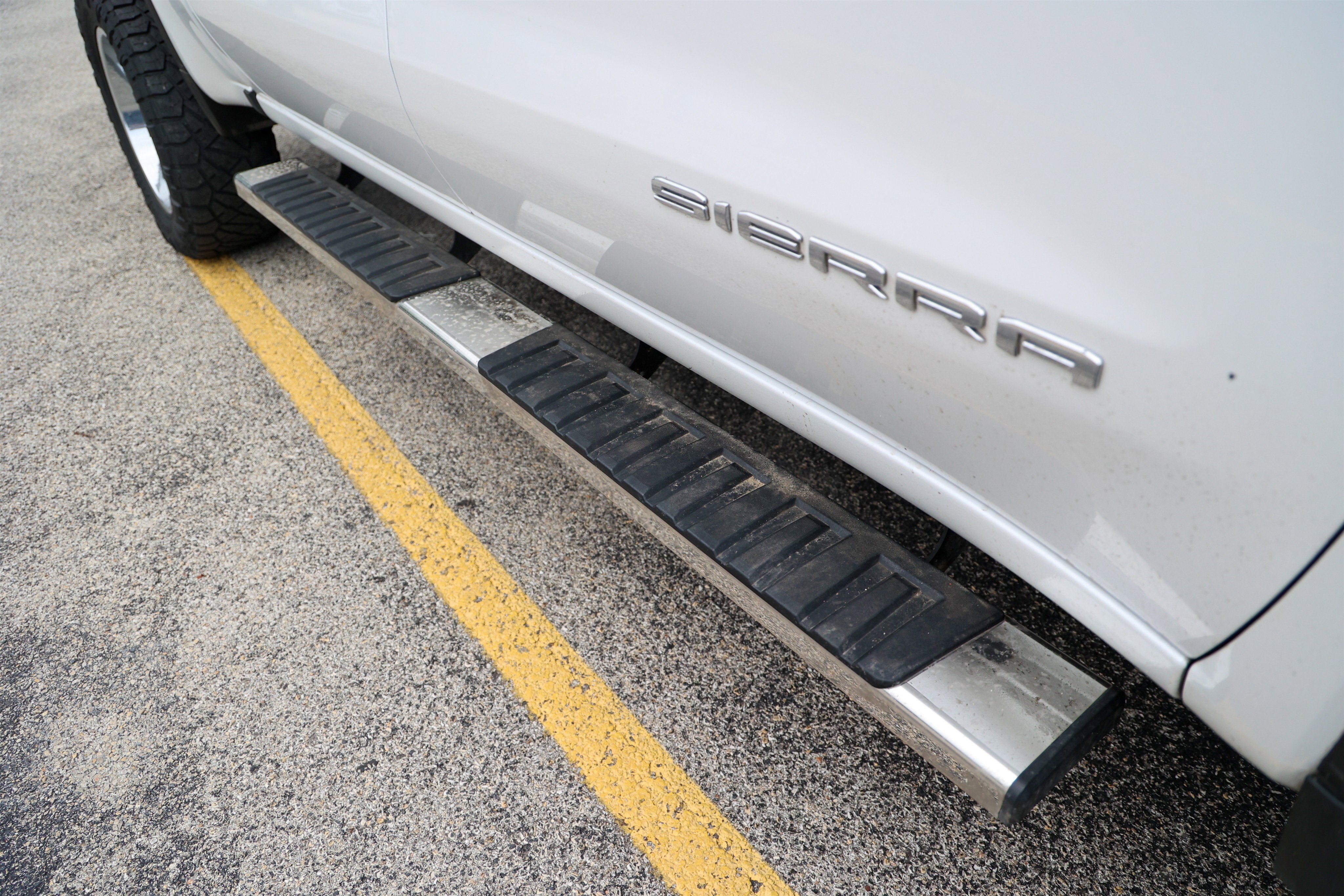 2024 GMC Sierra SLT