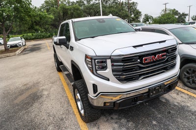 2024 GMC Sierra SLT