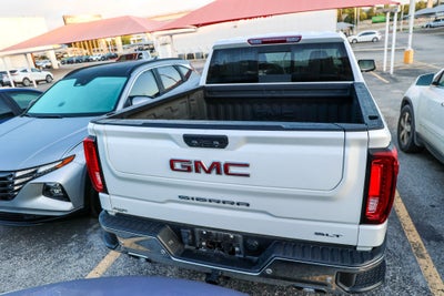 2024 GMC Sierra SLT