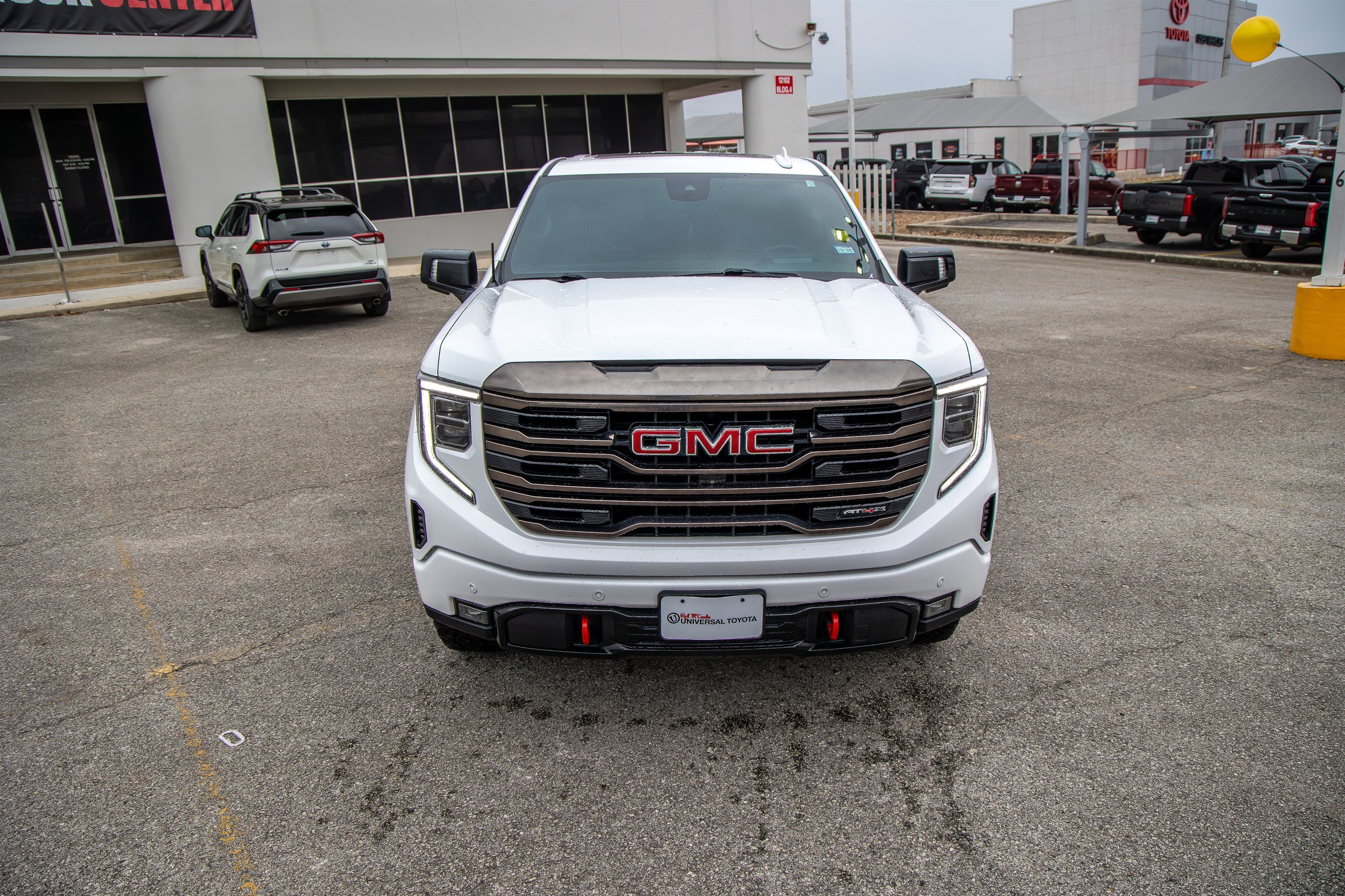 2023 GMC Sierra AT4X