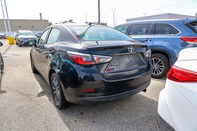 2019 Toyota YARIS SEDAN L