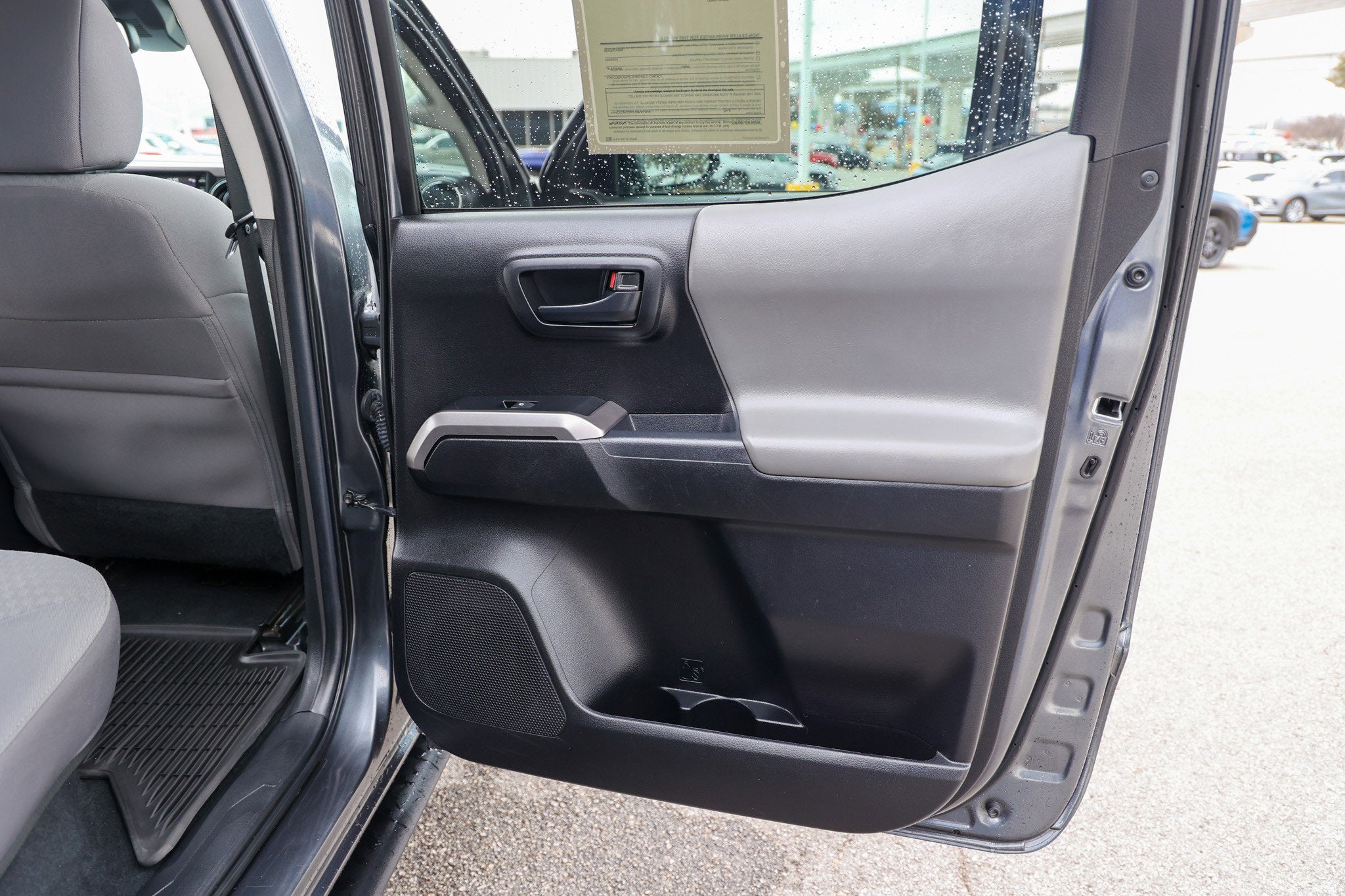 2023 Toyota TACOMA SR5 SR5