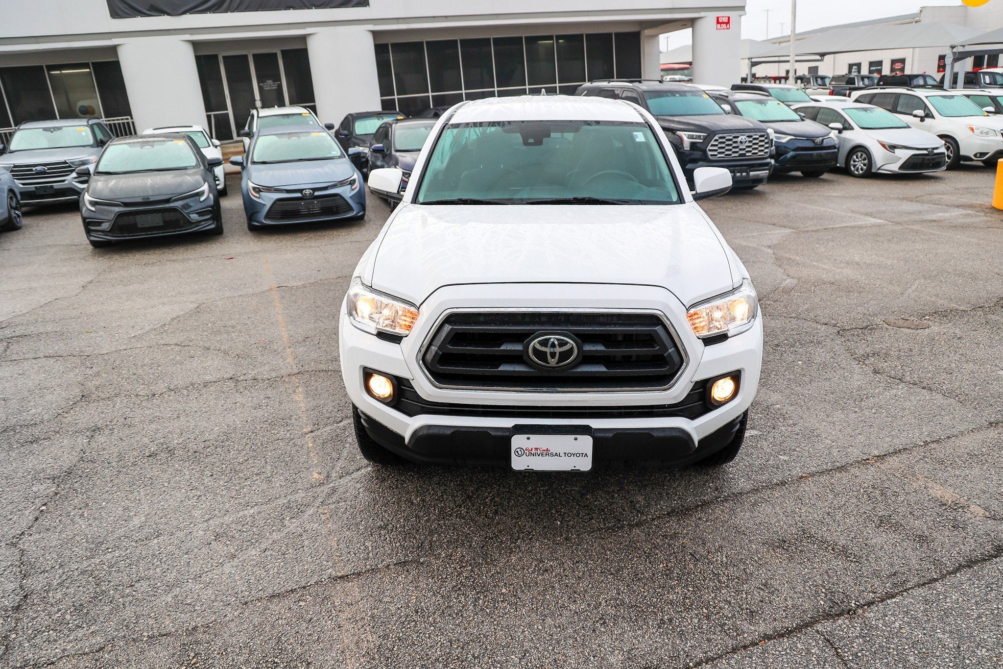 2023 Toyota TACOMA SR5 SR5