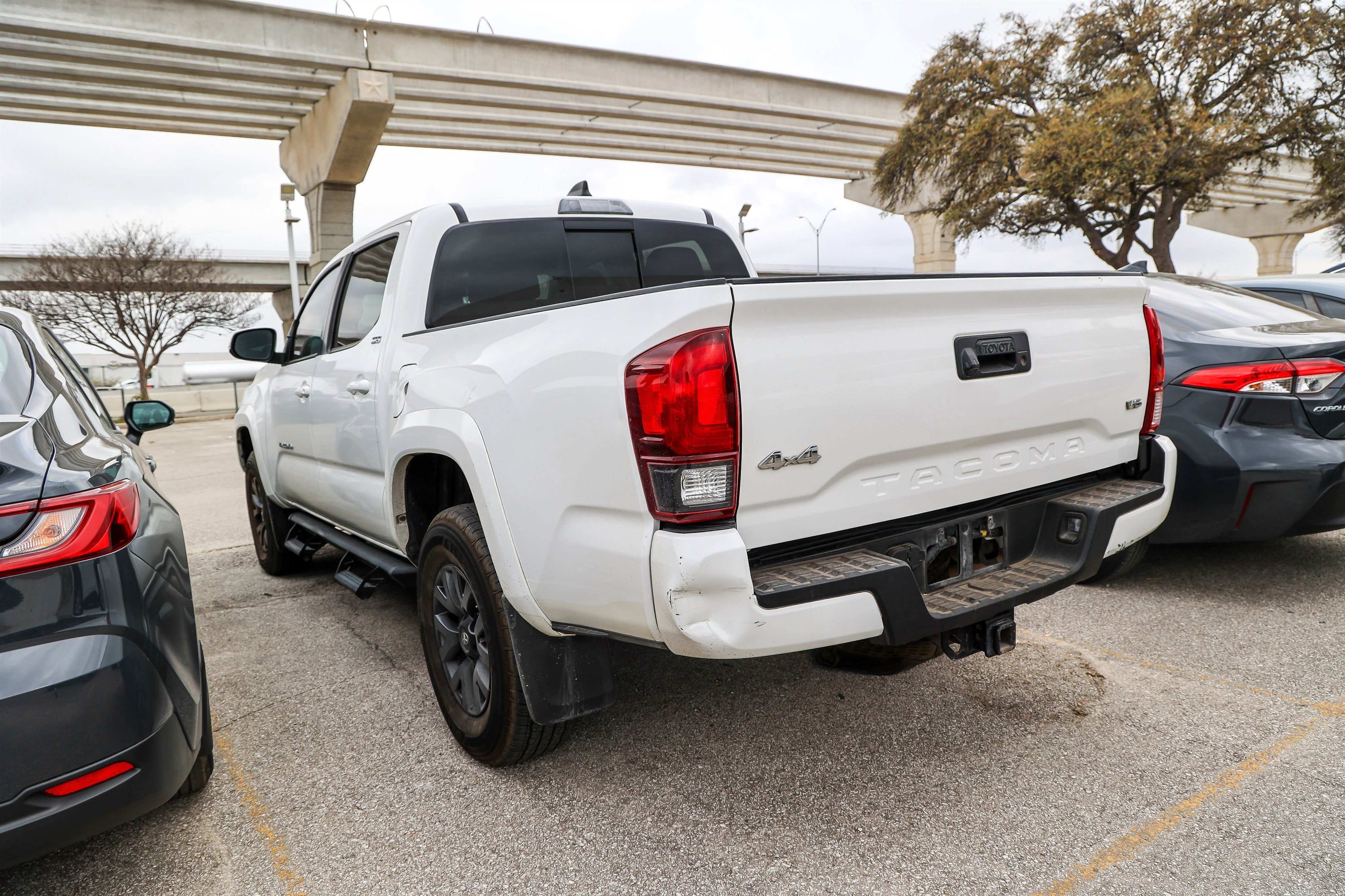 2020 Toyota TACOMA SR5 SR