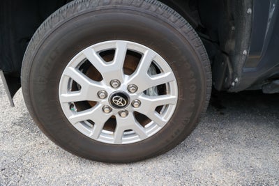 2025 Toyota Tacoma 2WD SR5