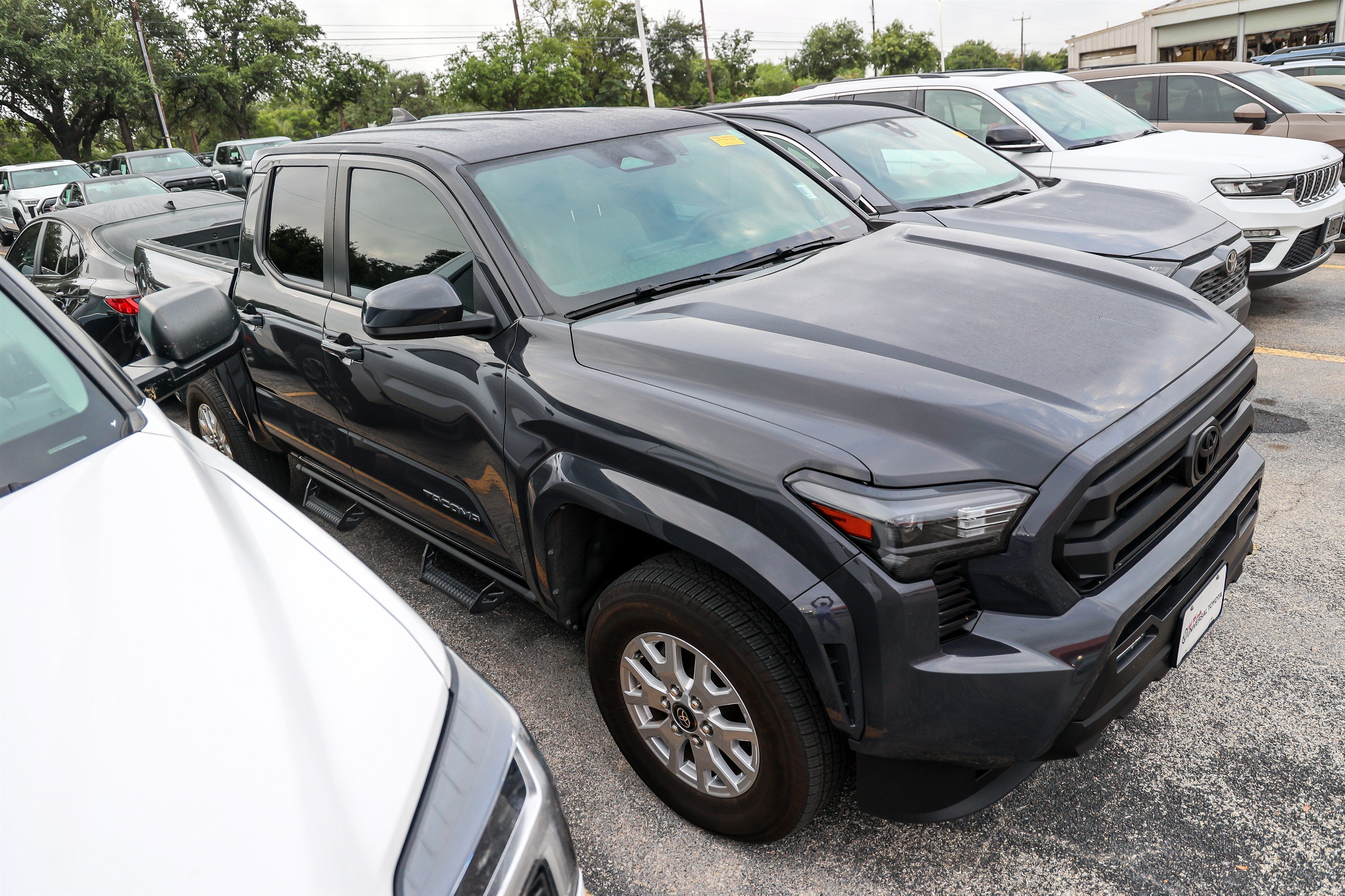 2025 Toyota Tacoma 2WD SR5