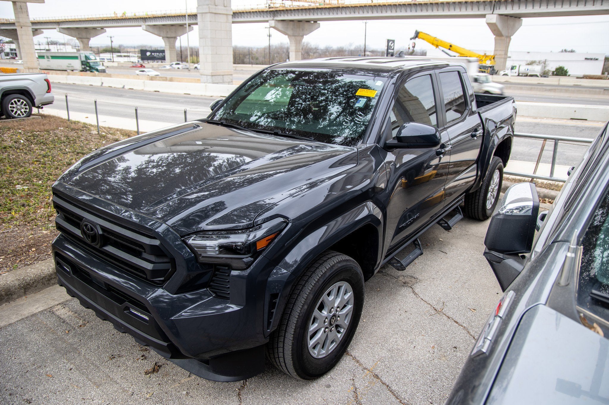 2025 Toyota TACOMA SR5 SR5