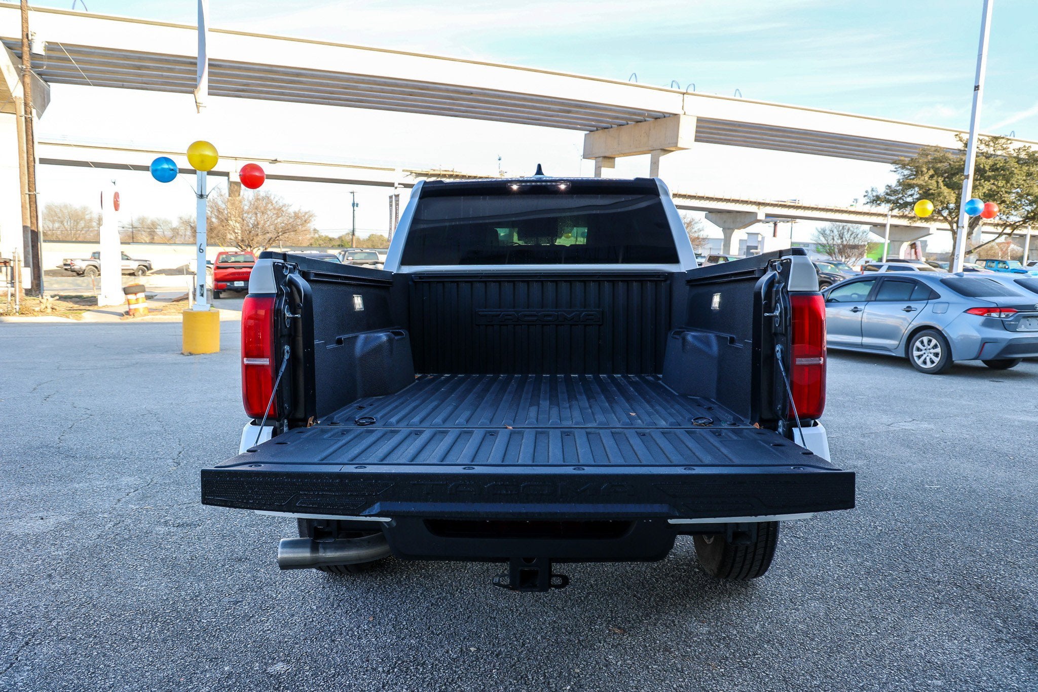 2025 Toyota TACOMA SR5 SR5
