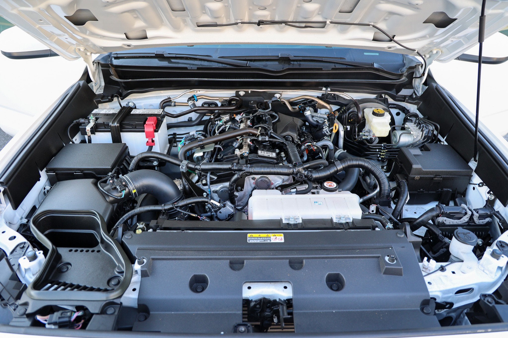 2025 Toyota TACOMA SR5 SR5