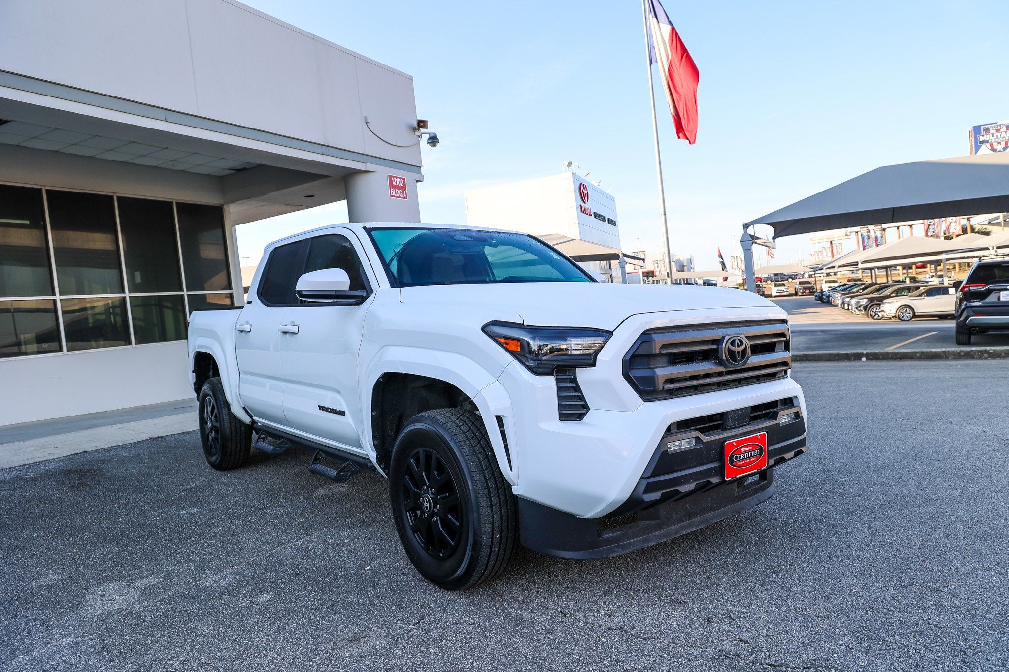 2025 Toyota TACOMA SR5 SR5