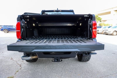 2025 Toyota Tacoma 4WD SR5
