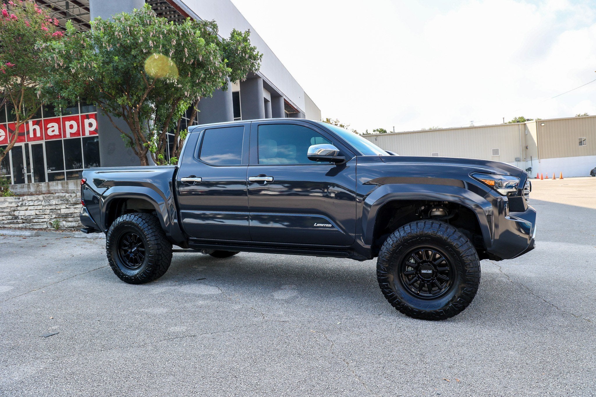 2025 Toyota Tacoma 4WD SR5