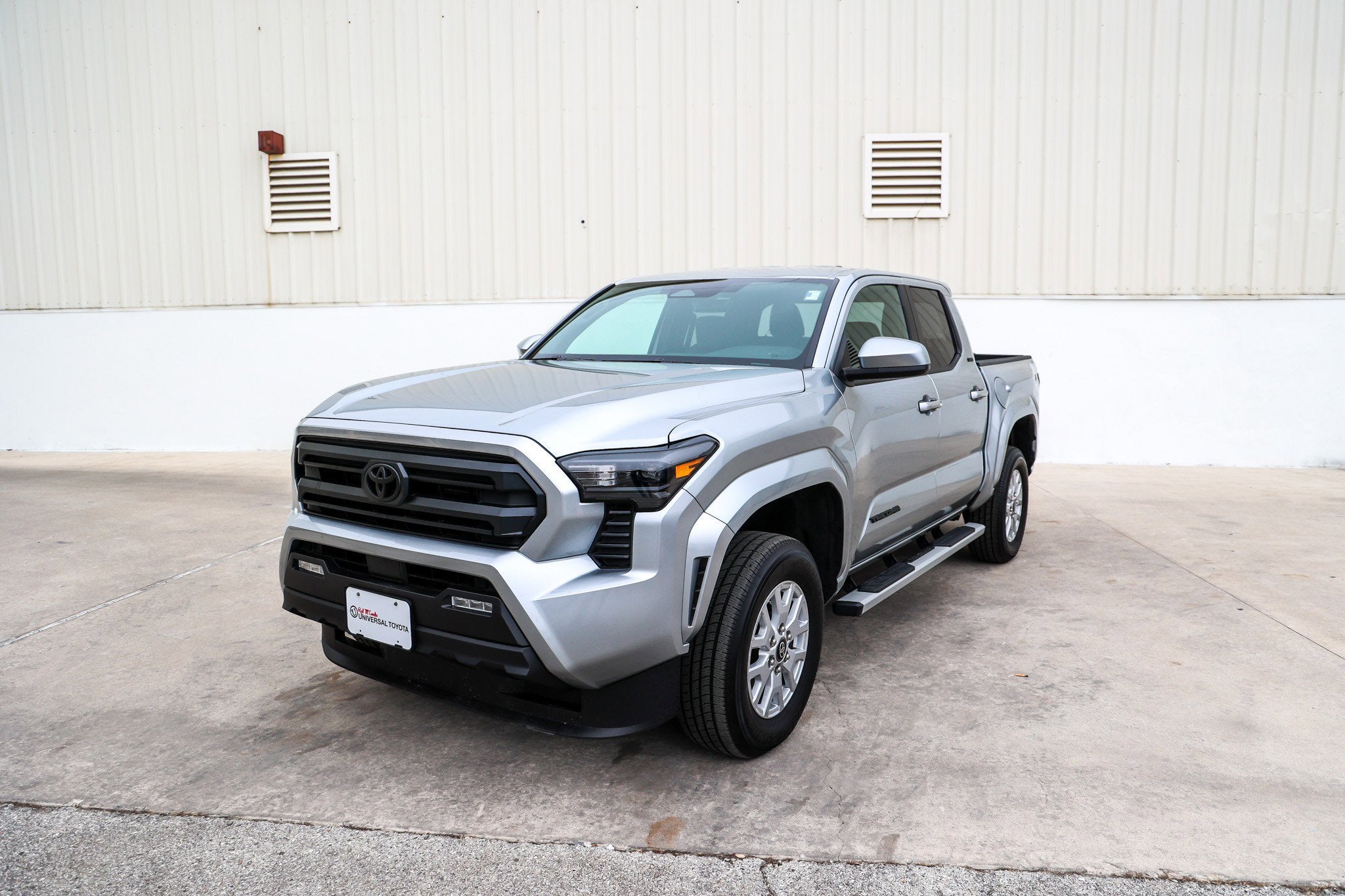 2025 Toyota TACOMA SR5 SR5