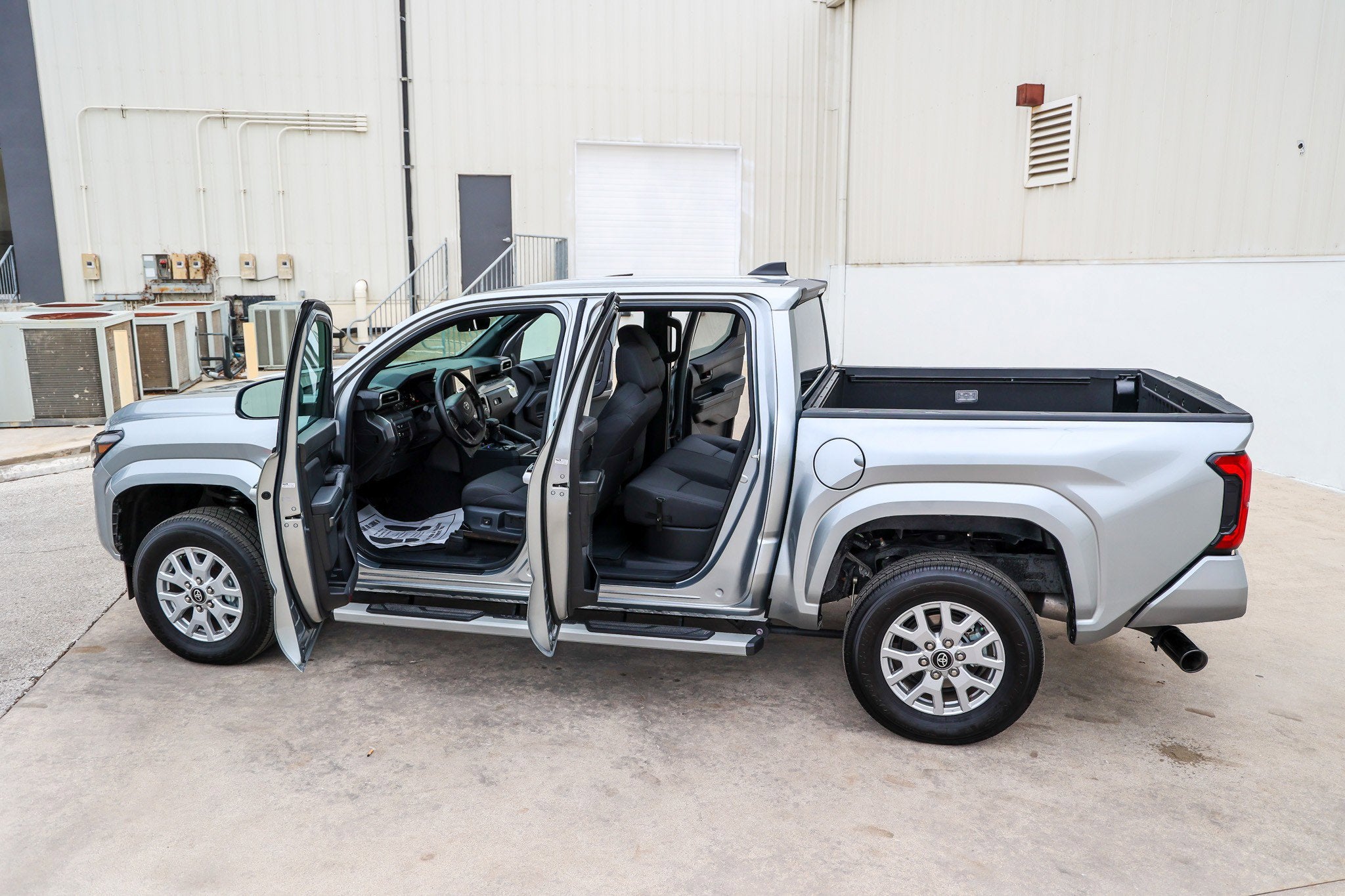 2025 Toyota TACOMA SR5 SR5