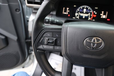 2025 Toyota TACOMA SR5 SR5