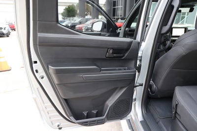 2025 Toyota TACOMA SR5 SR5