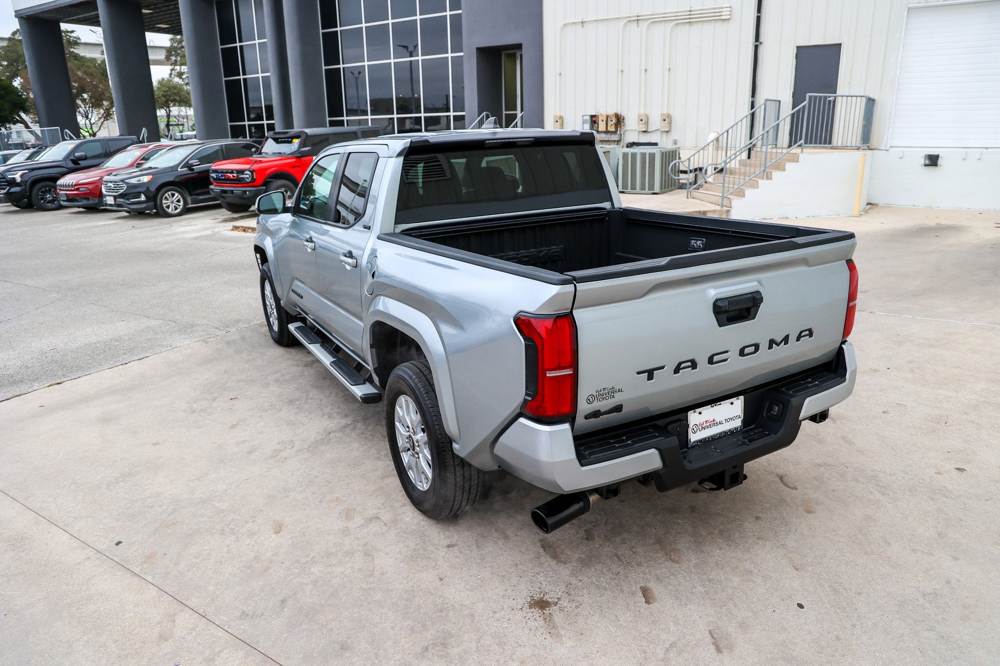 2025 Toyota TACOMA SR5 SR5