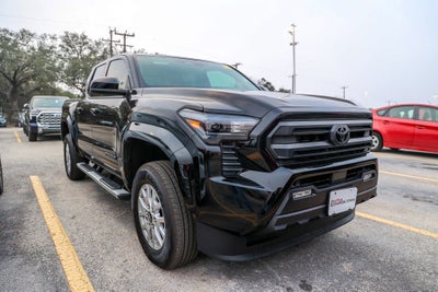 2025 Toyota TACOMA SR5 SR5