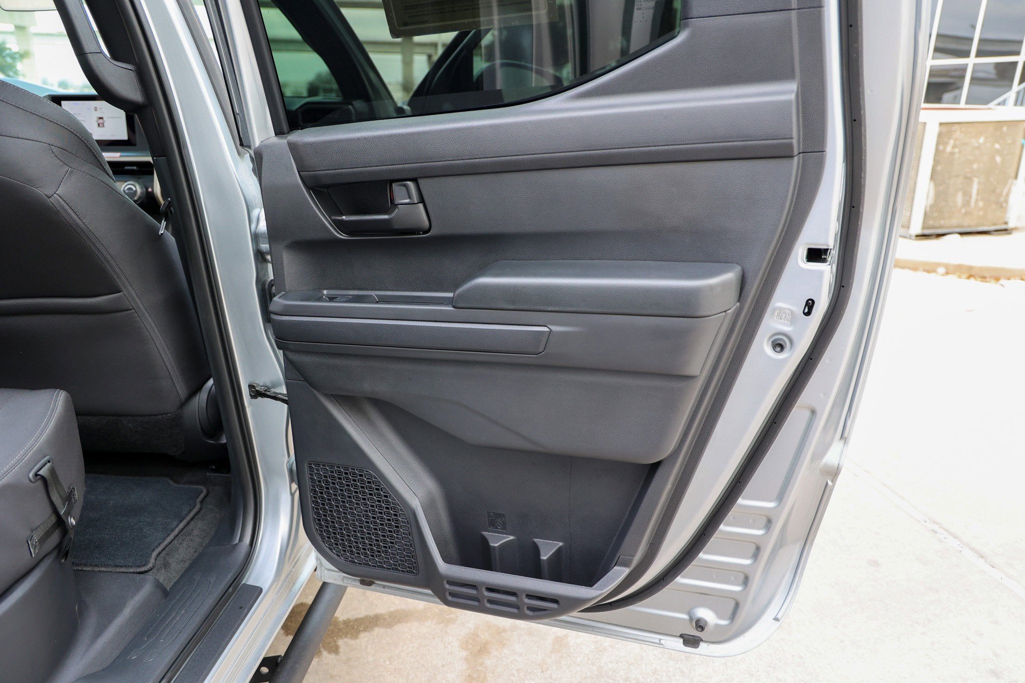 2025 Toyota TACOMA SR5 SR5