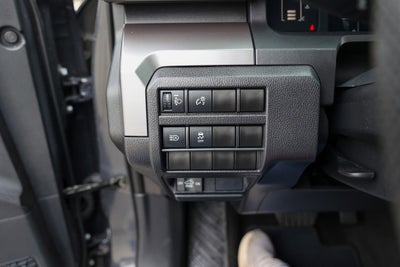 2025 Toyota TACOMA SR5 SR5