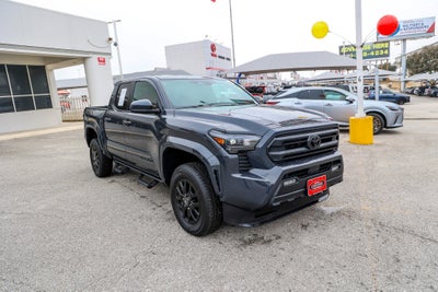 2025 Toyota TACOMA SR5 SR5