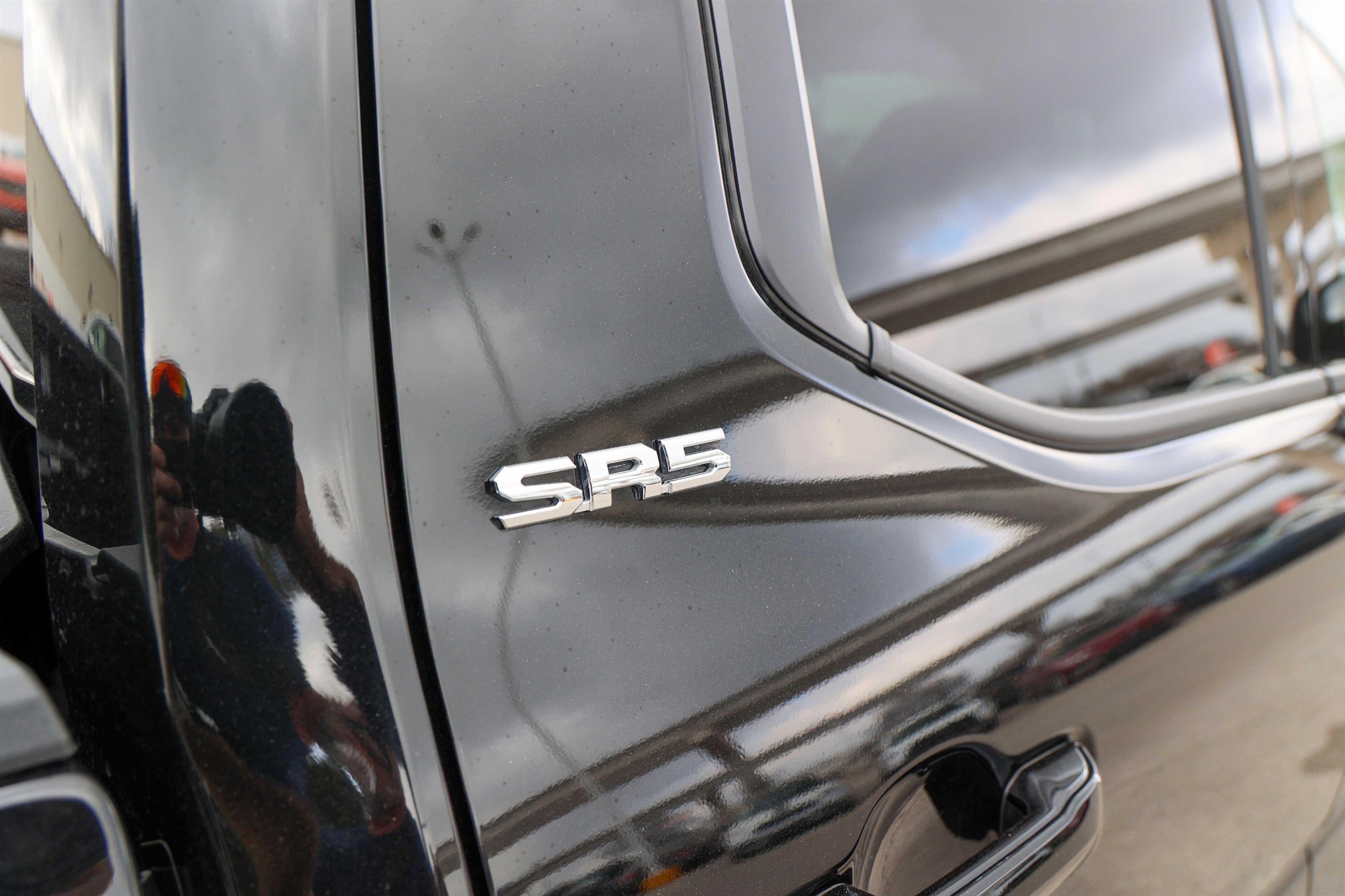 2025 Toyota TACOMA SR5 SR5