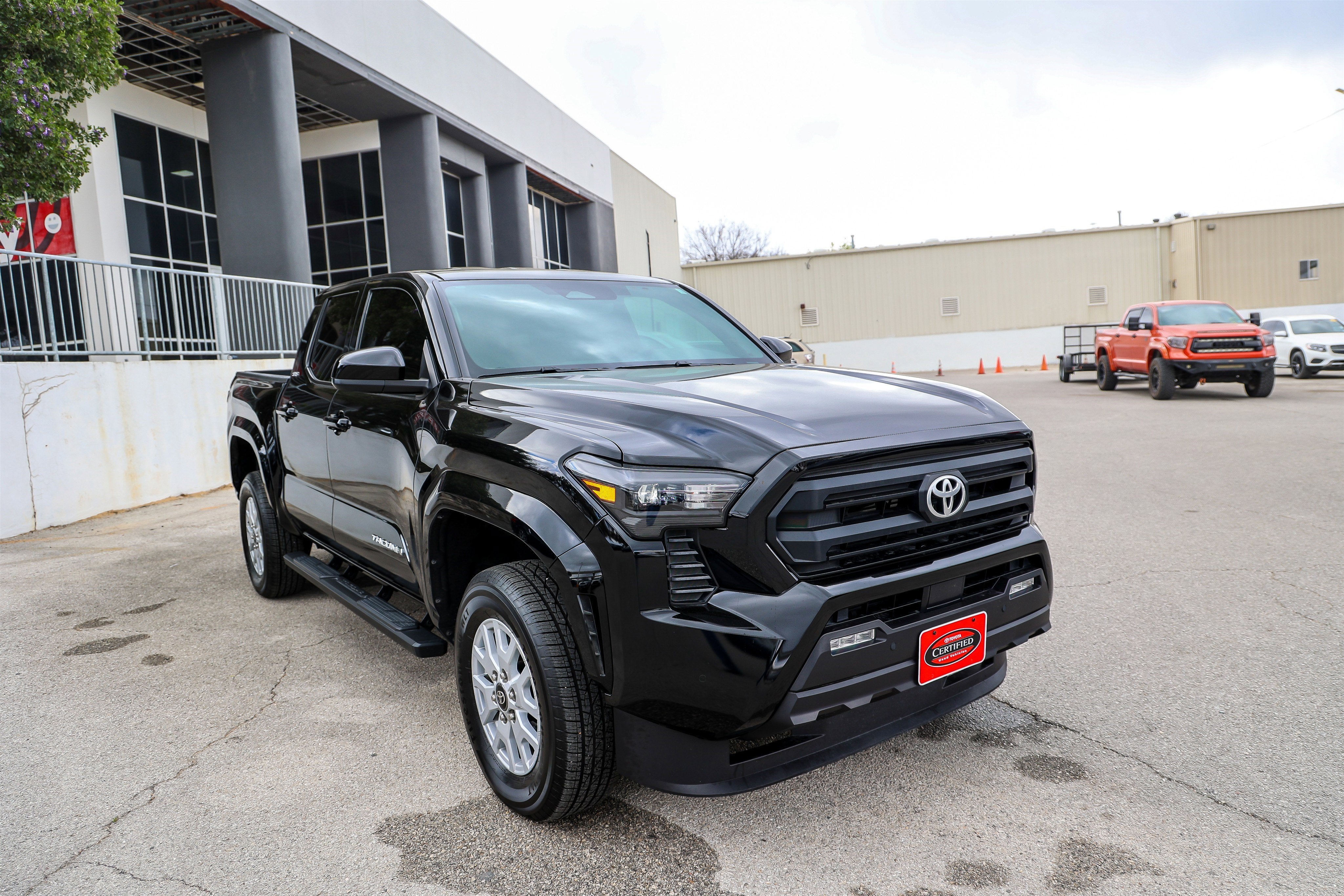 2025 Toyota TACOMA SR5 SR5