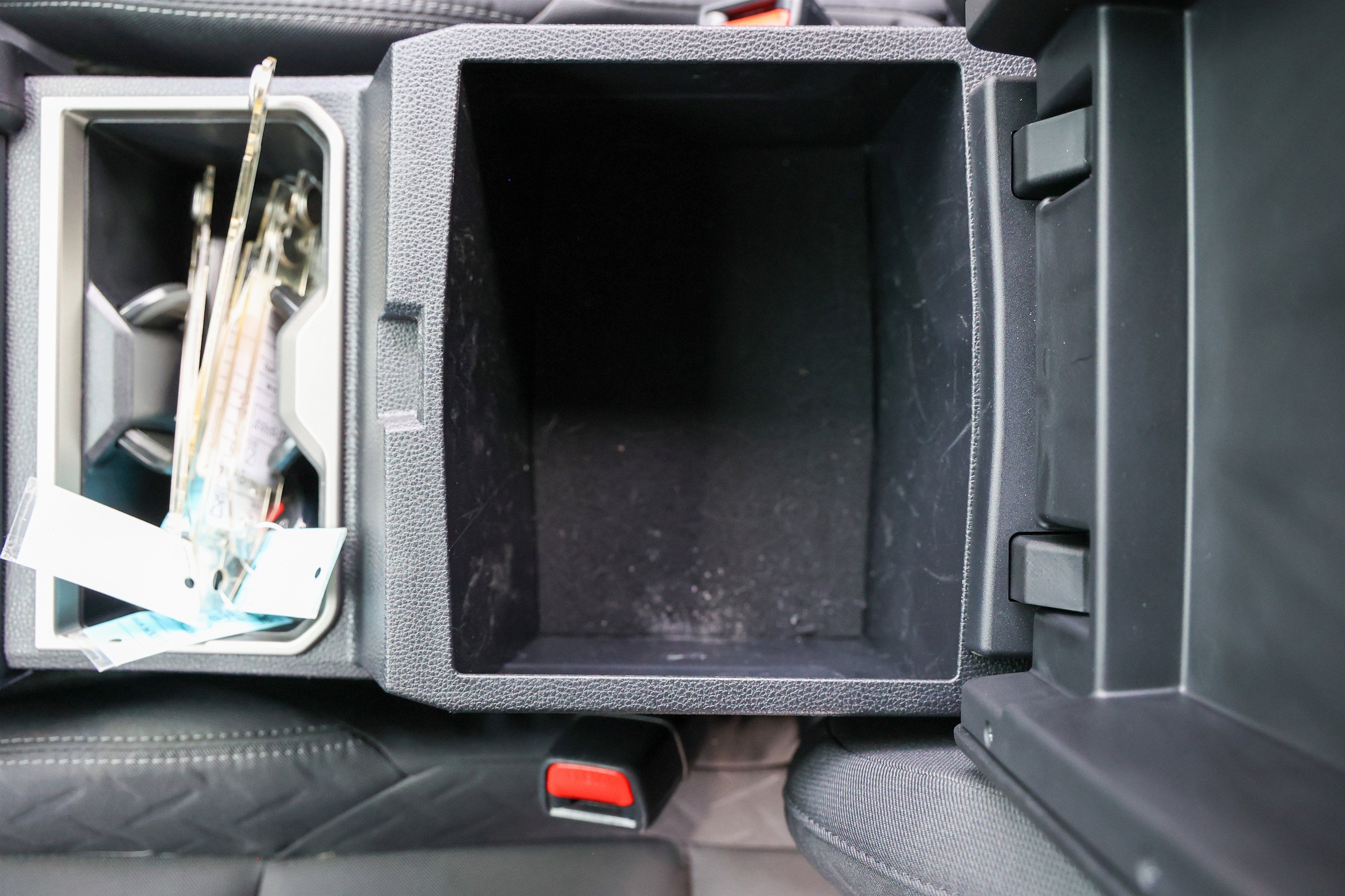 2025 Toyota TACOMA SR5 SR5