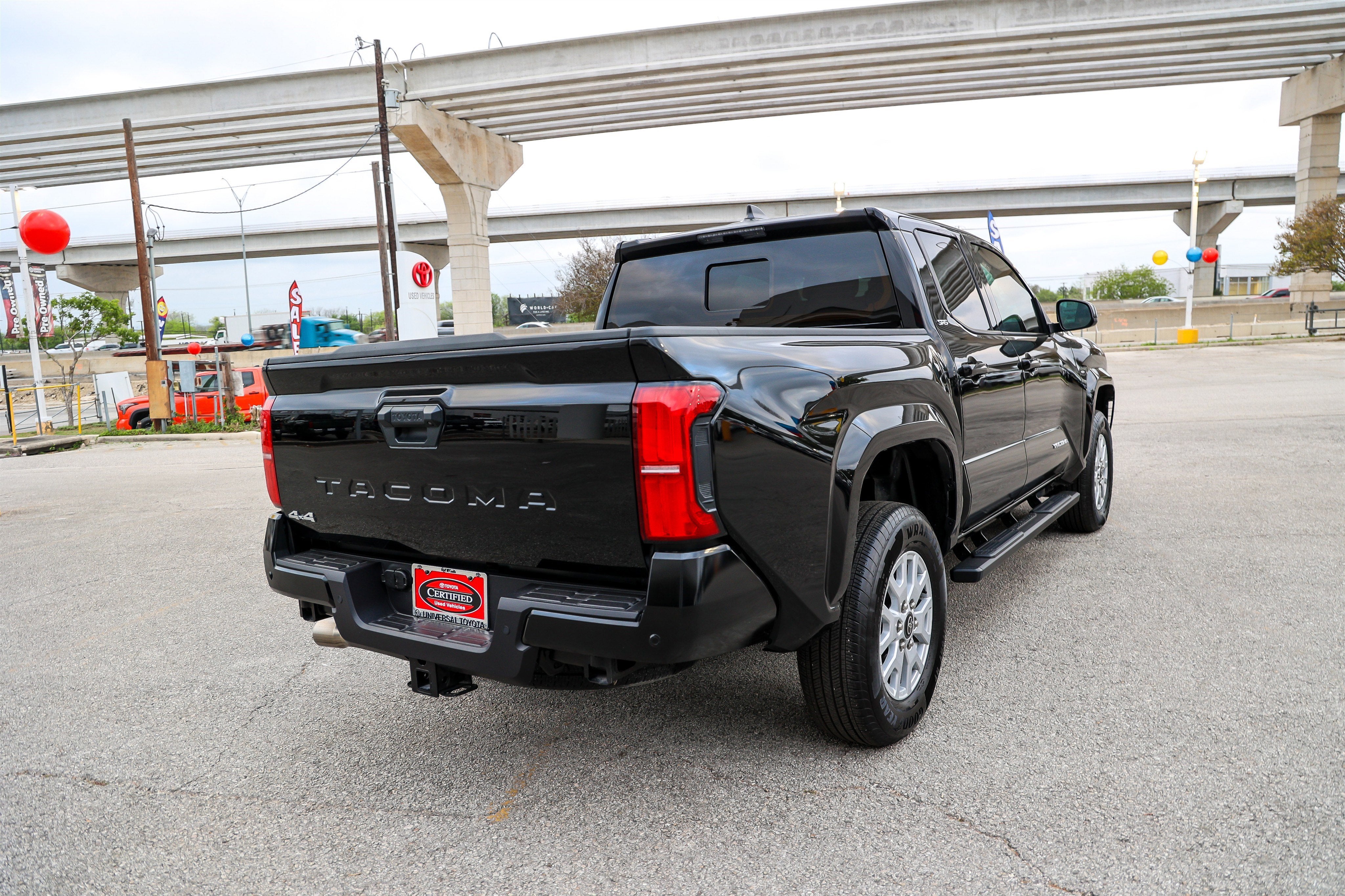 2025 Toyota TACOMA SR5 SR5
