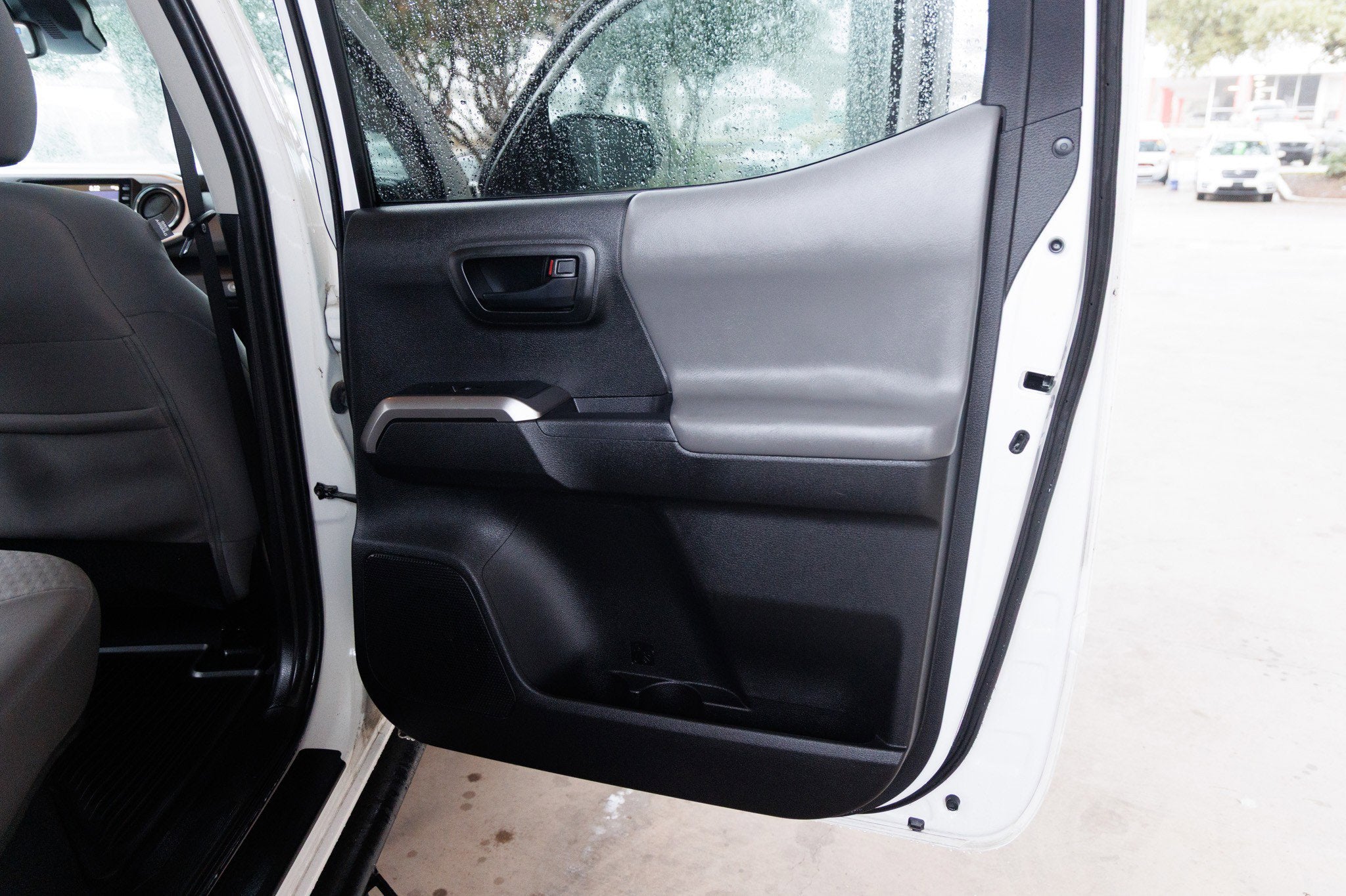 2023 Toyota TACOMA SR5 SR5