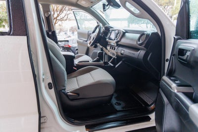 2023 Toyota TACOMA SR5 SR5