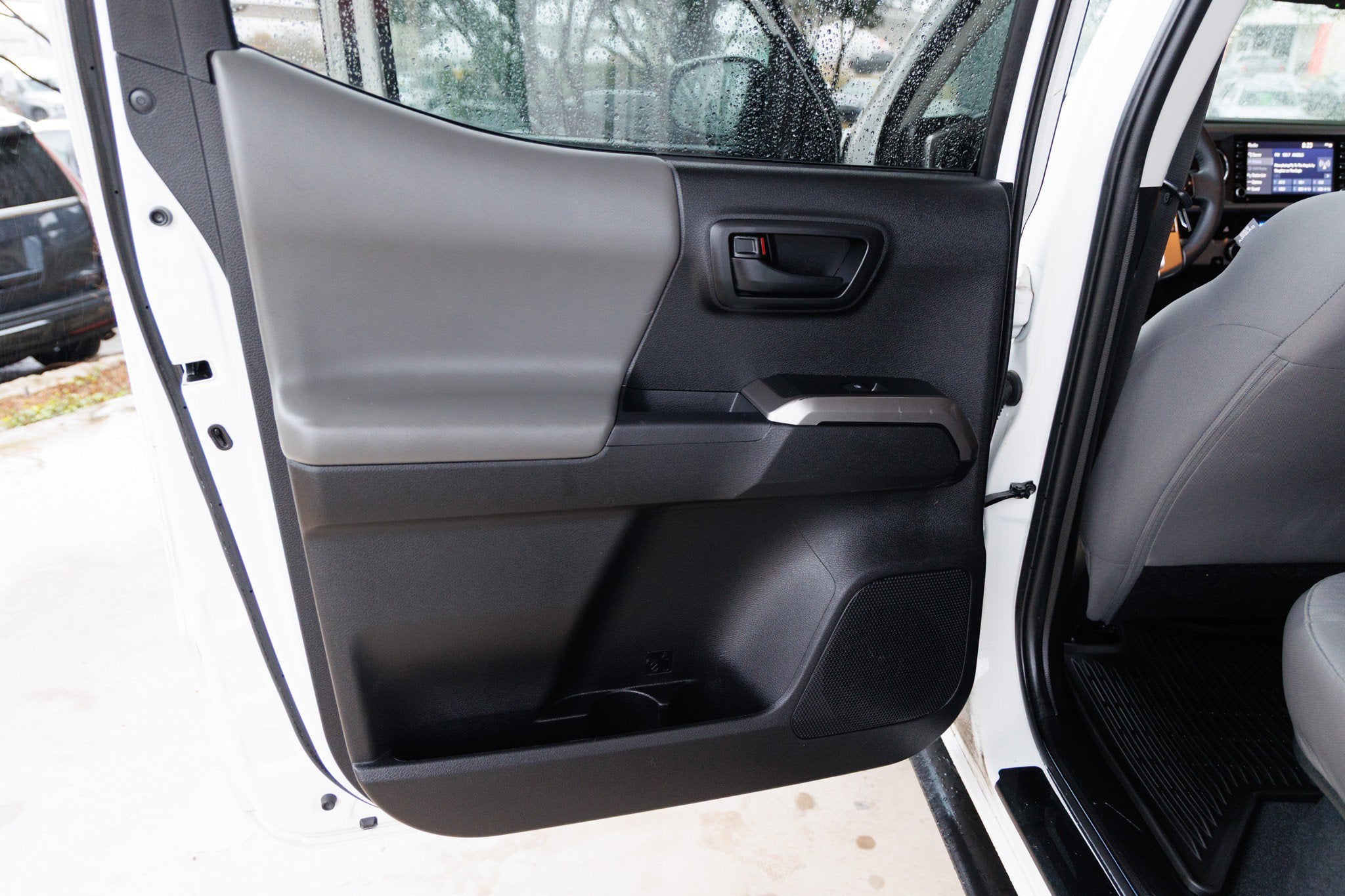 2023 Toyota TACOMA SR5 SR5