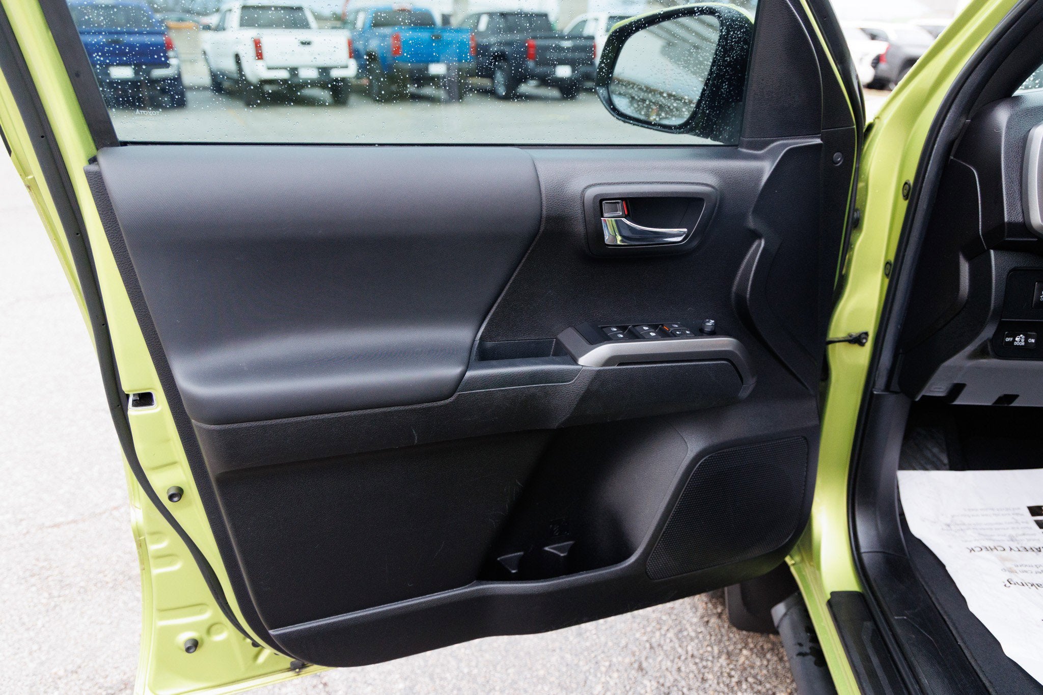 2023 Toyota TACOMA TRD OFFRD TRD Off Road