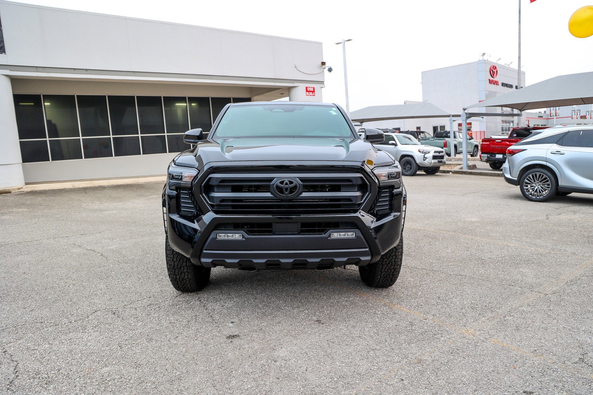 2024 Toyota TACOMA SR5 SR5