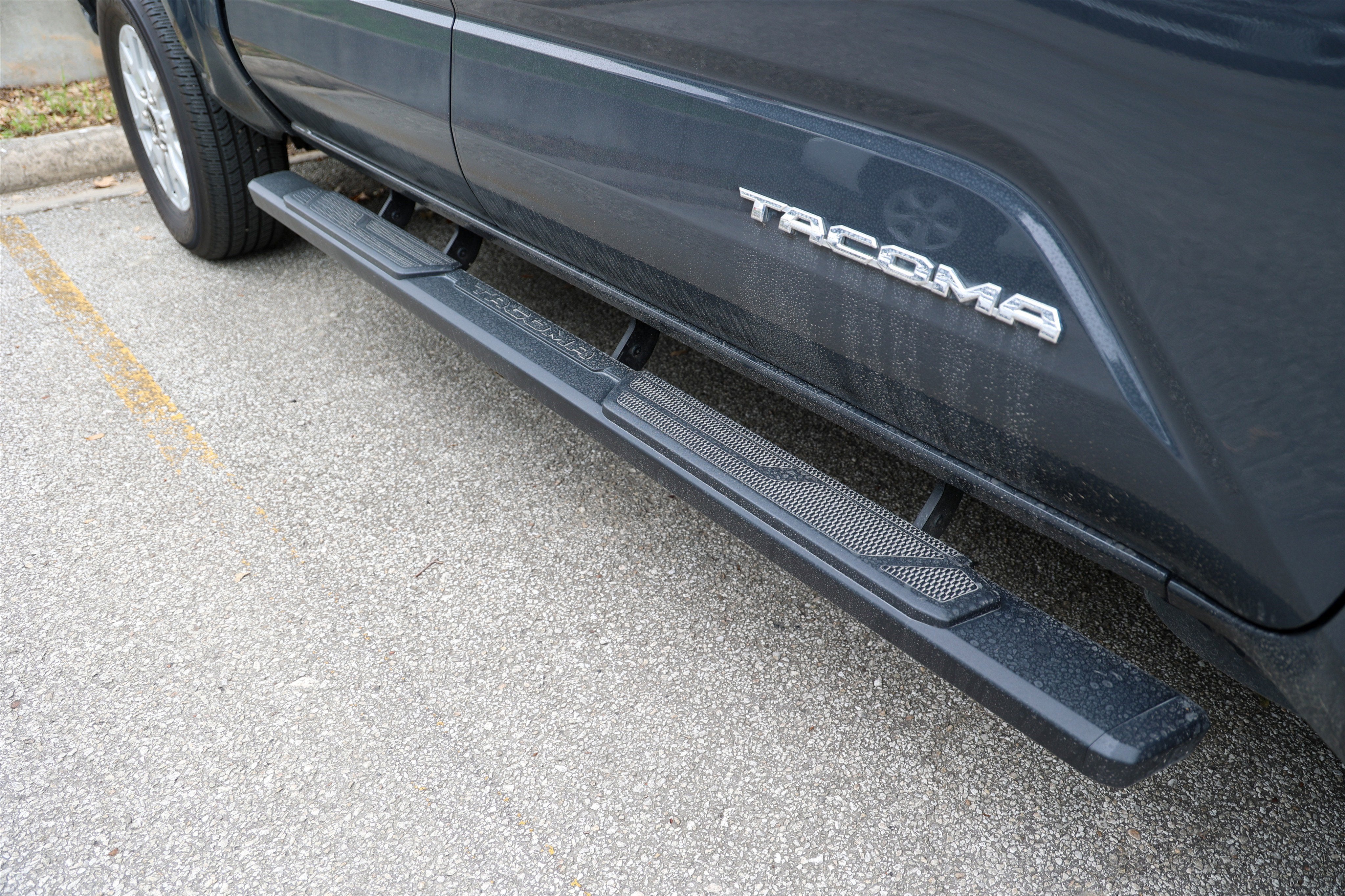 2025 Toyota TACOMA SR5 SR5