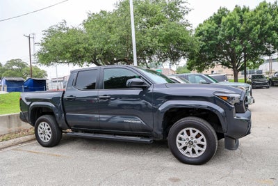 2025 Toyota TACOMA SR5 SR5