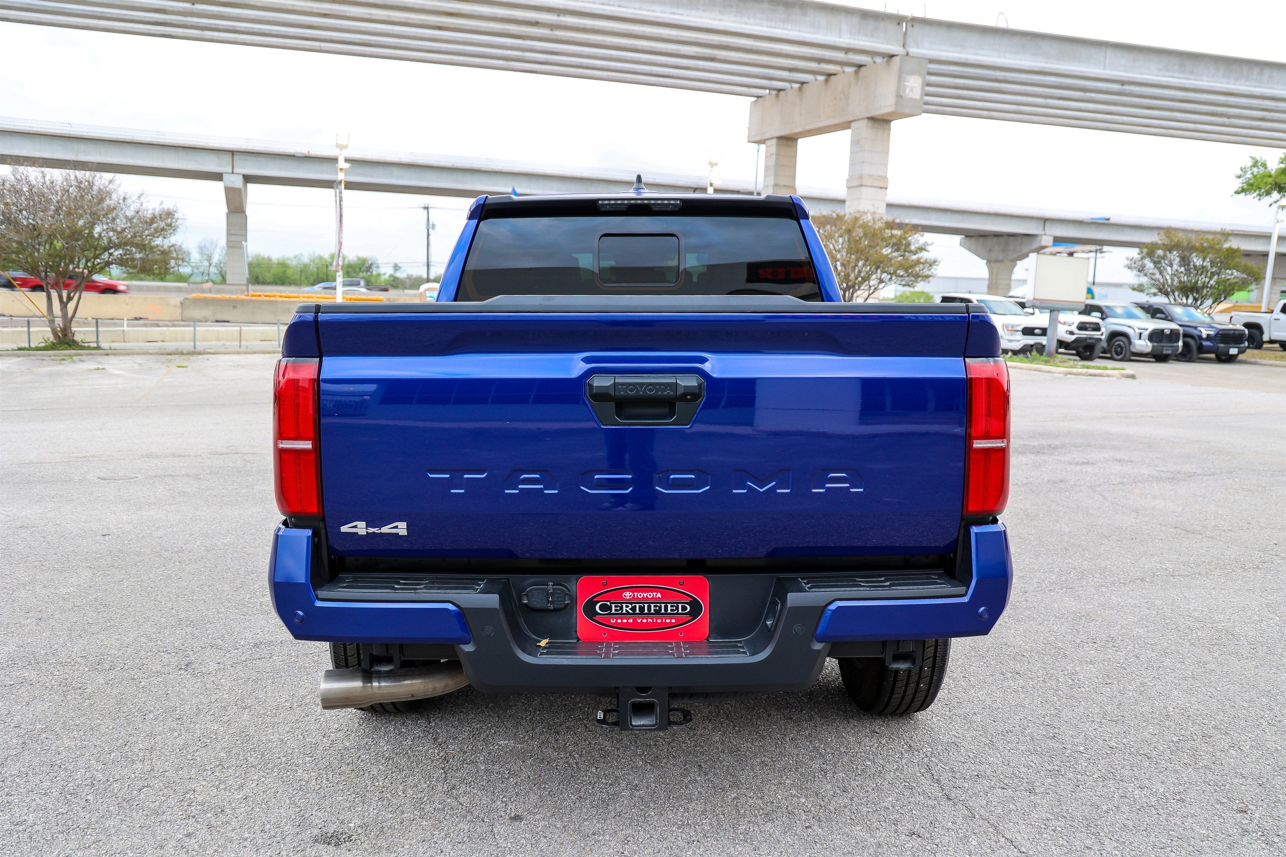 2025 Toyota TACOMA SR5 SR5