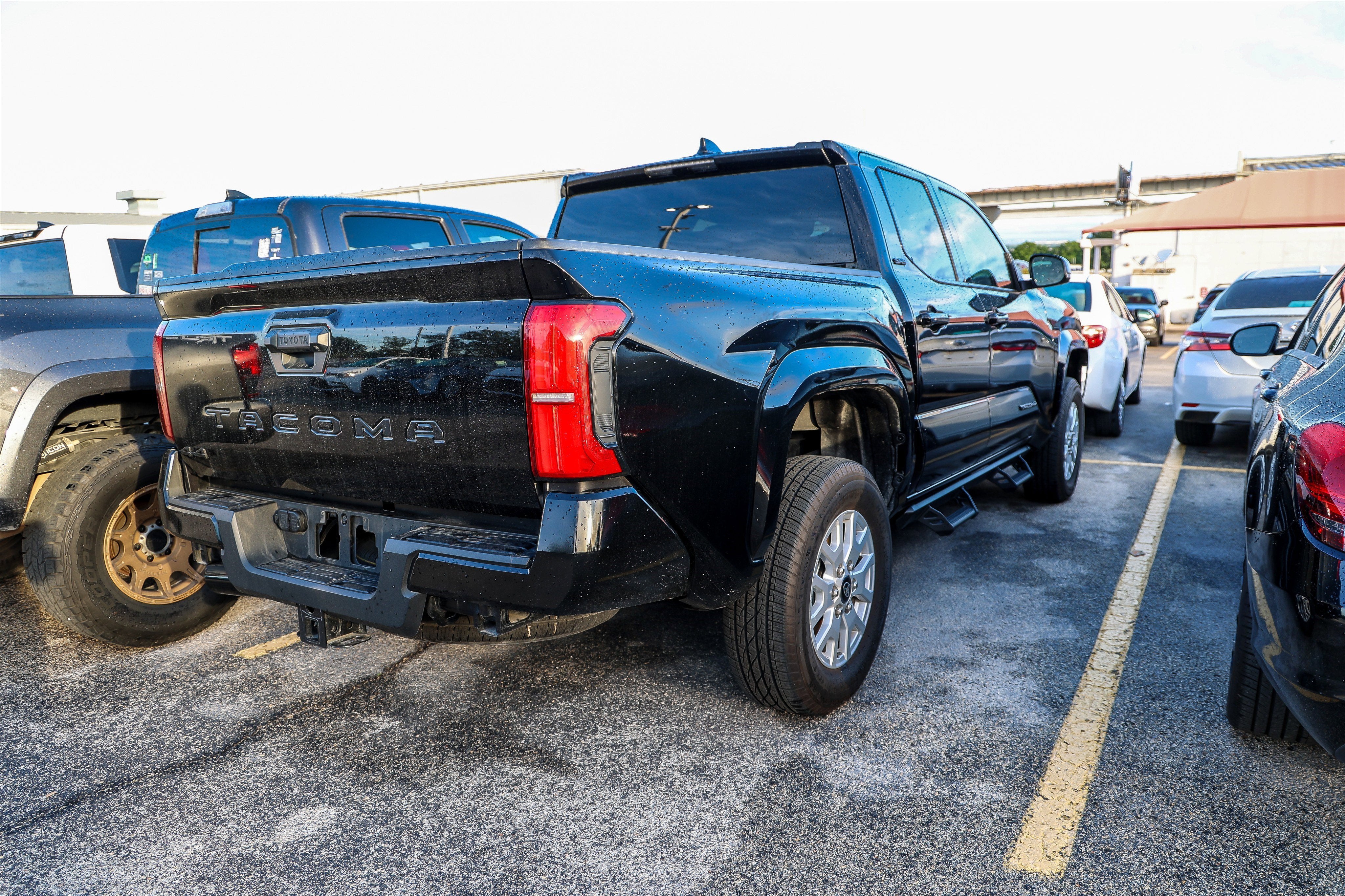 2025 Toyota Tacoma 4WD SR5