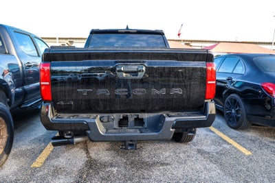 2025 Toyota Tacoma 4WD SR5
