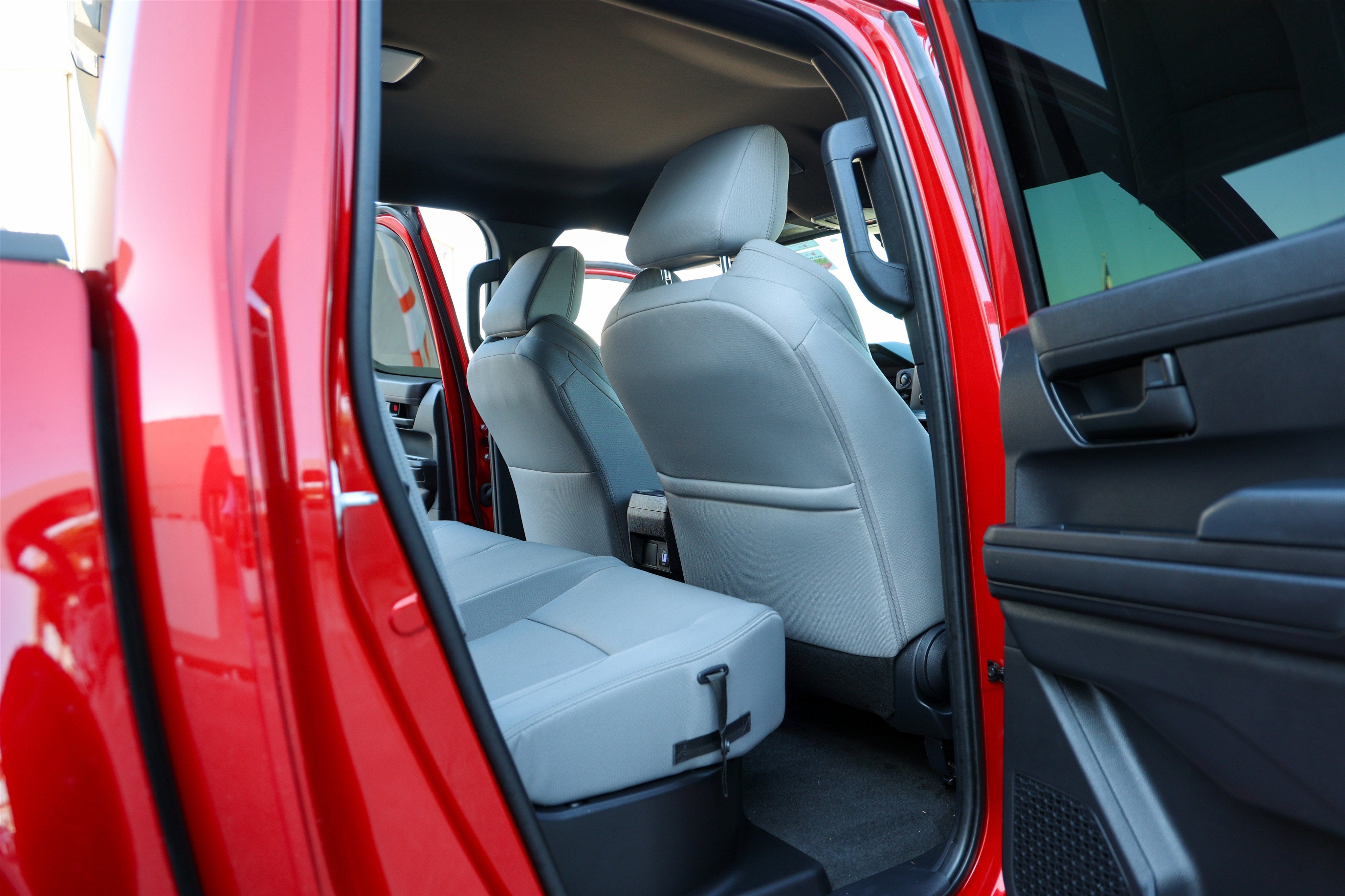 2026 Toyota TACOMA SR5 SR5
