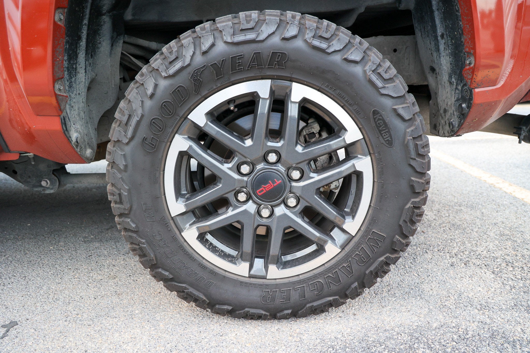2025 Toyota Tacoma i-FORCE MAX TRD Sport Hybrid