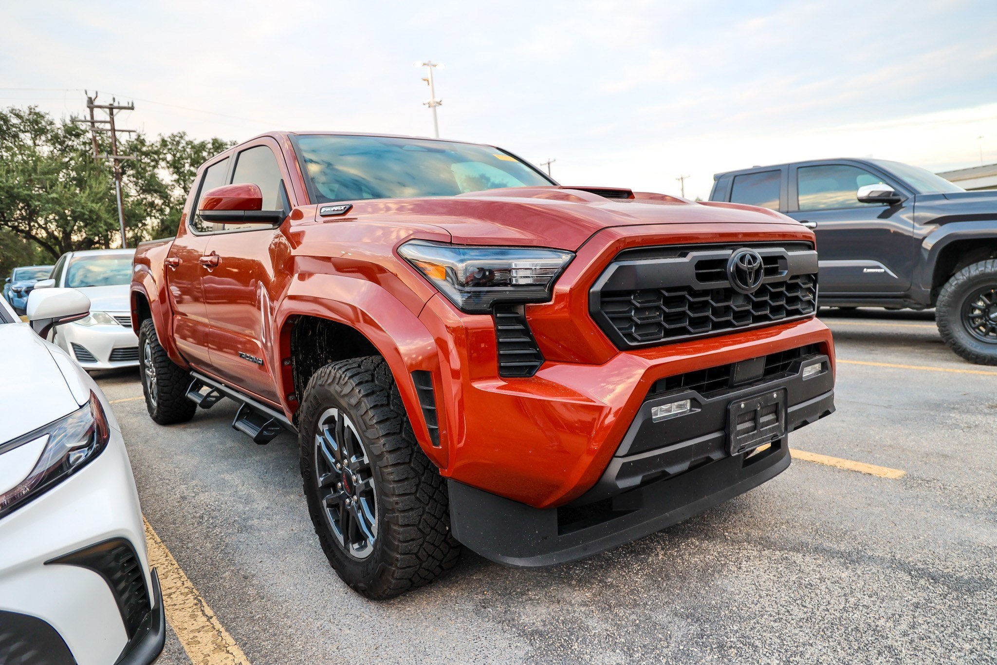2025 Toyota Tacoma i-FORCE MAX TRD Sport Hybrid