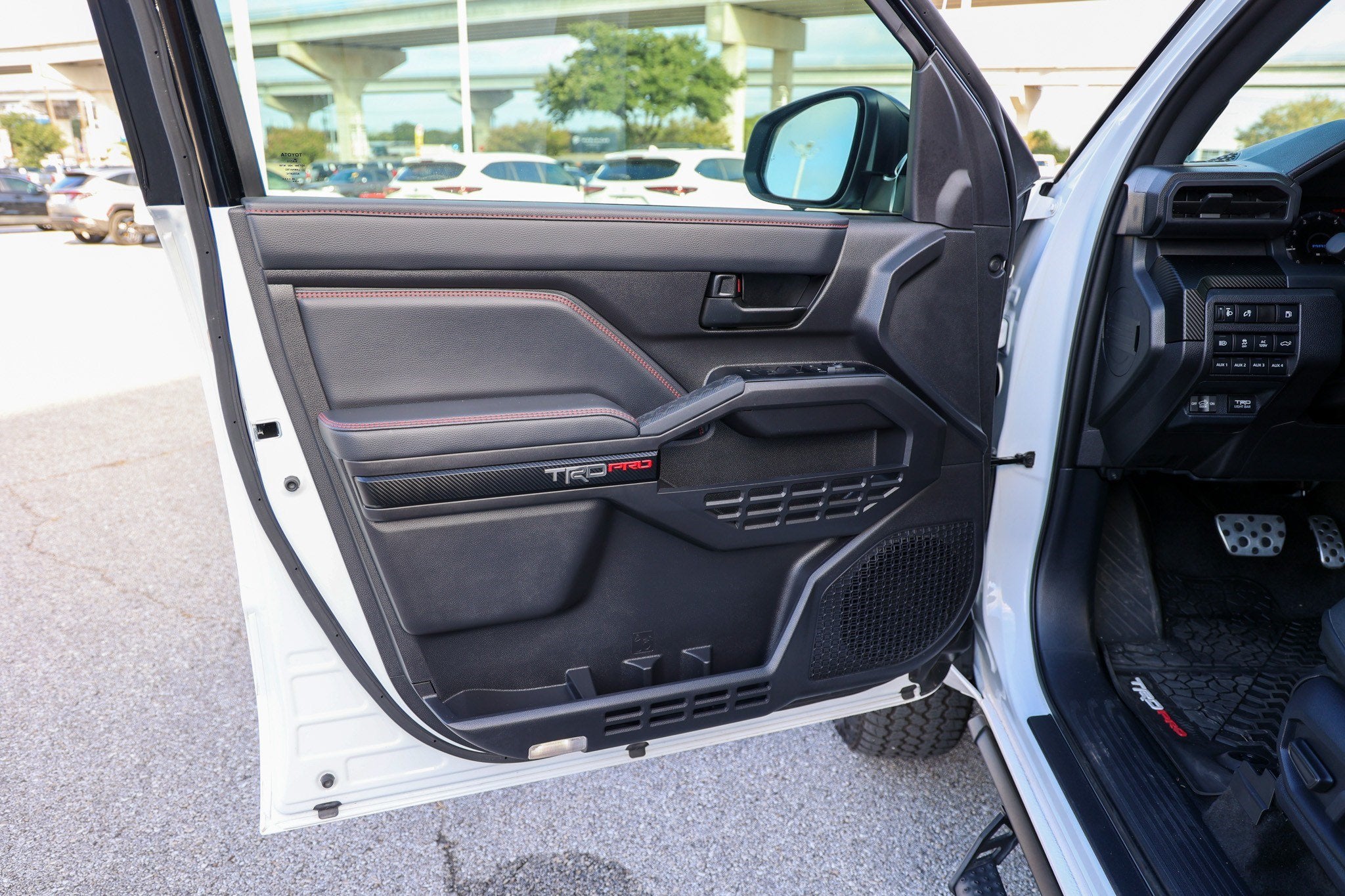 2025 Toyota Tacoma i-FORCE MAX TRD Pro Hybrid