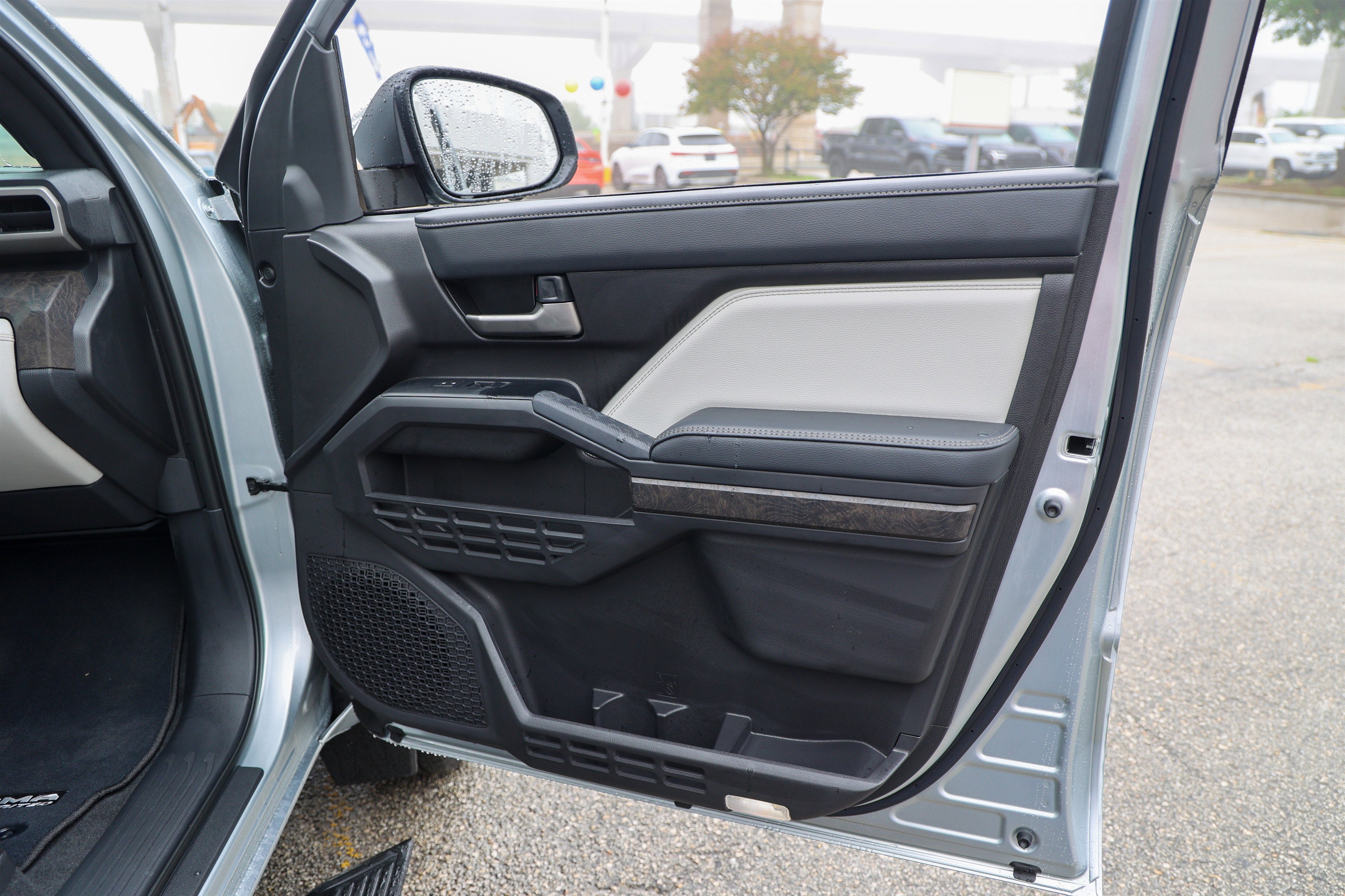 2026 Toyota TACOMA LTD HV Limited Hybrid